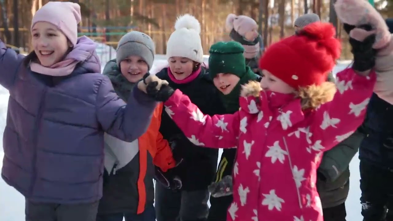 Яркие мероприятия для школьников. Выпускные альбомы в Тюмени для школ, садов, вузов спортивных секций