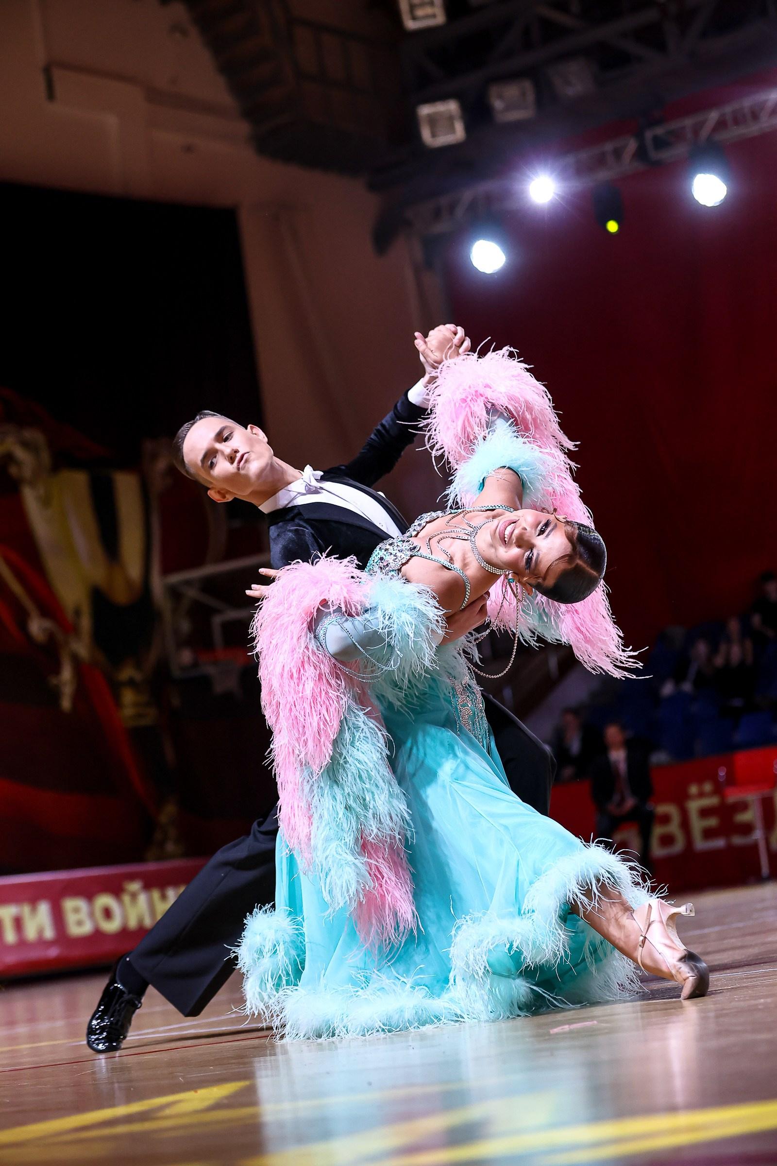 Вальс Победы 2025. Фотограф Дмитрий Плетнев — QuickDancePhoto