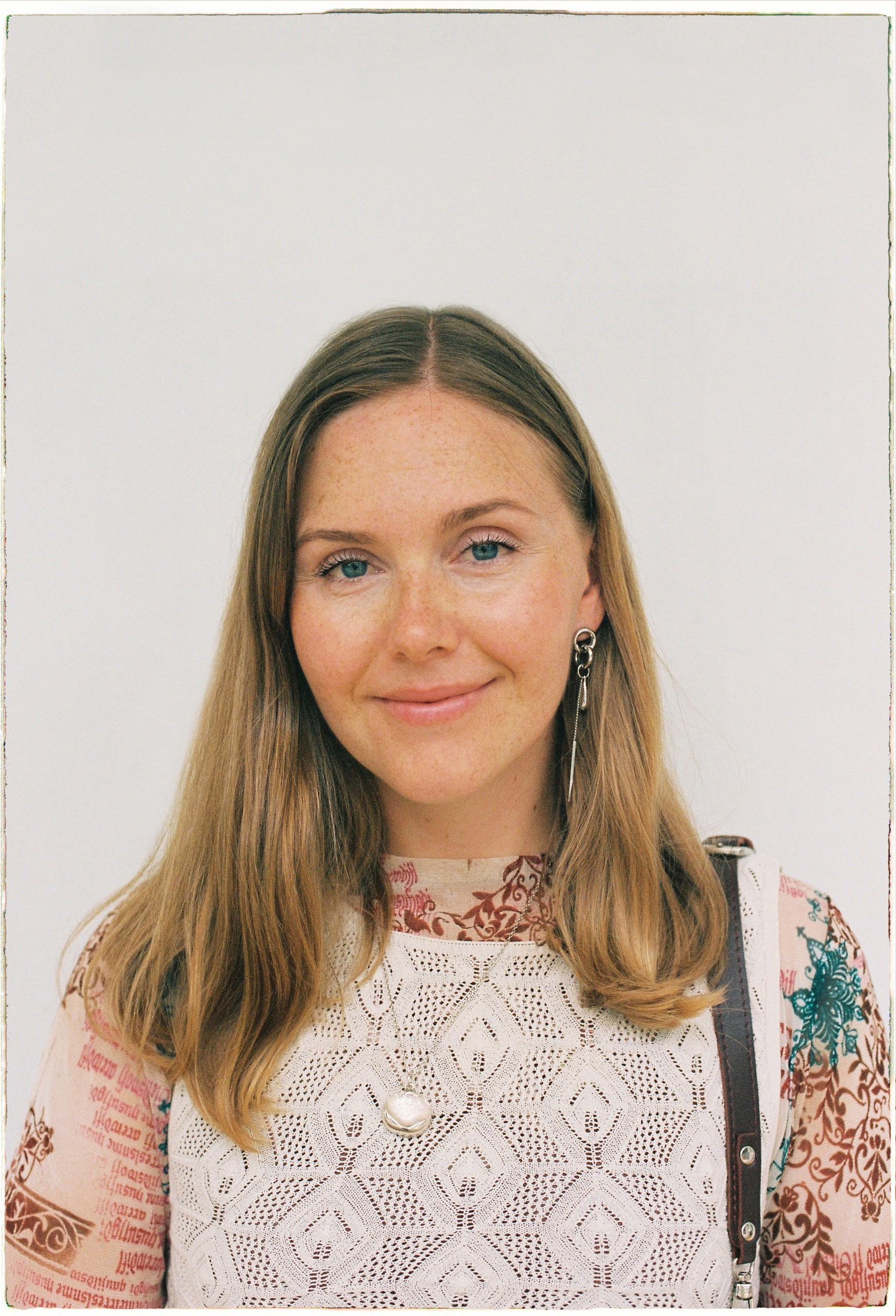 How are you, Danang?. Film Photographer in Da Nang, Vietnam — Tanya Parfenteva