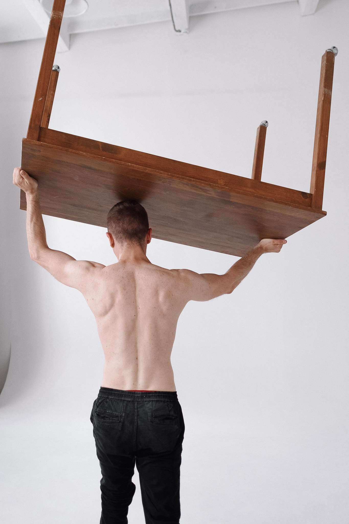 Мужская спортивная фотосессия в Тюмени: боулдеринг и лайфстайл. Фотограф Дарья Мустафина, Тюмень