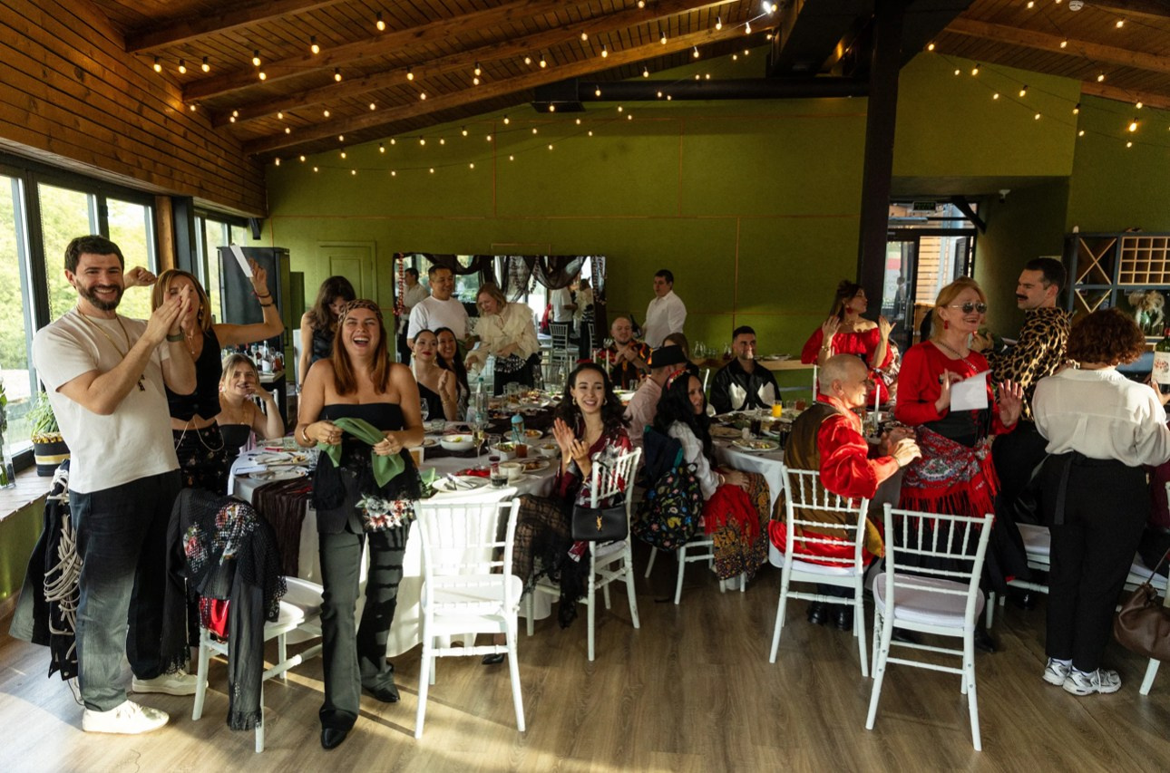 Ведущий праздников в России живу в Москве Карпенко Александр