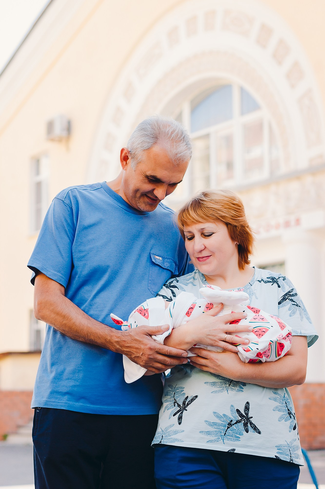 Выписка из роддома (Красный). Фотограф в Волгограде и Волжском Наталья Фирсова