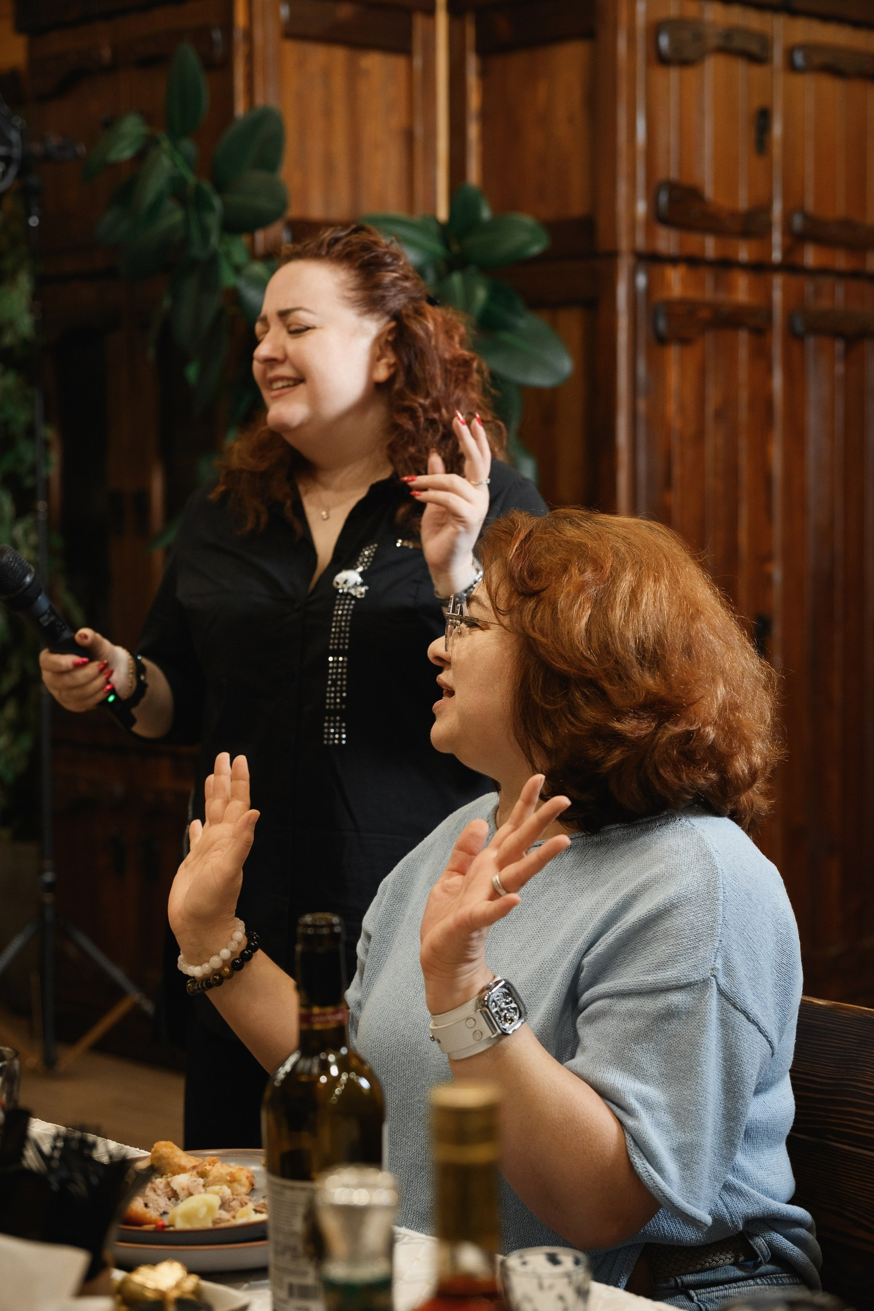 Семейный день рождения в уютной атмосфере, живые эмоции гостей, репортажная съёмка мероприятия, Петропавловск-Камчатский.