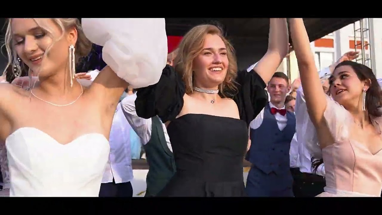 Видеосъёмка выпускного в школе Минск. Альбом на выпускной в детский сад. Выпускные альбомы для 4 класса. 9 и 11 класс