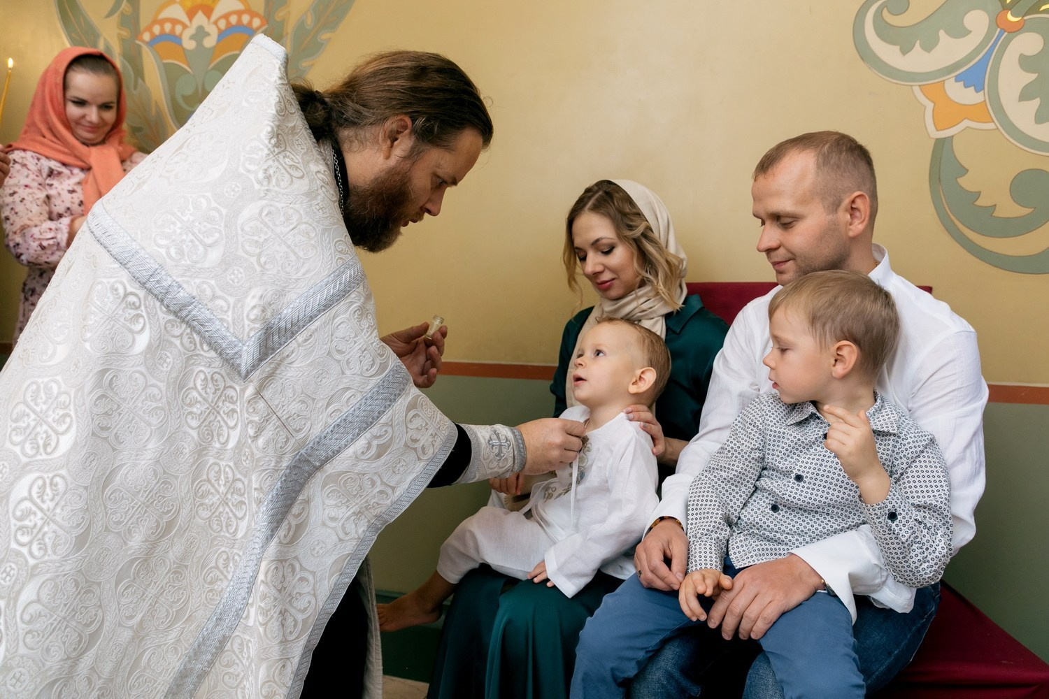 фотограф на крещение санкт петербург, справка о беседе перед крещением, сколько стоит крещение спб, лучшие храмы для крещения, крещение ребенка в спб цены, пушкин церковь узнать про крестины что нужно, что нельзя делать перед крещением, лучшие храмы для крещения, санкт петербург фотограф, крестить без крестных, всего один крестный, имя для крещения малыша
