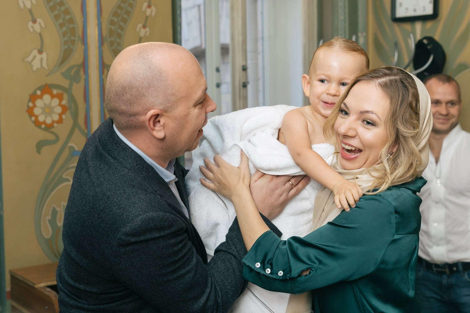 фотограф на крещение санкт петербург, справка о беседе перед крещением, сколько стоит крещение спб, лучшие храмы для крещения, крещение ребенка в спб цены, пушкин церковь узнать про крестины что нужно, что нельзя делать перед крещением, лучшие храмы для крещения, санкт петербург фотограф, крестить без крестных, всего один крестный, имя для крещения малыша