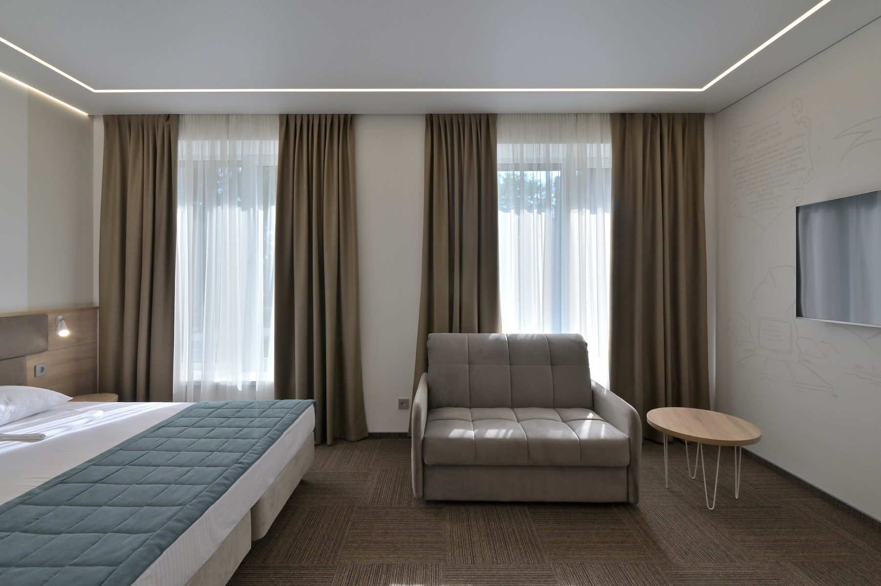 Лучшие отели в Новочеркасске для фотосъемки свадебных сборов