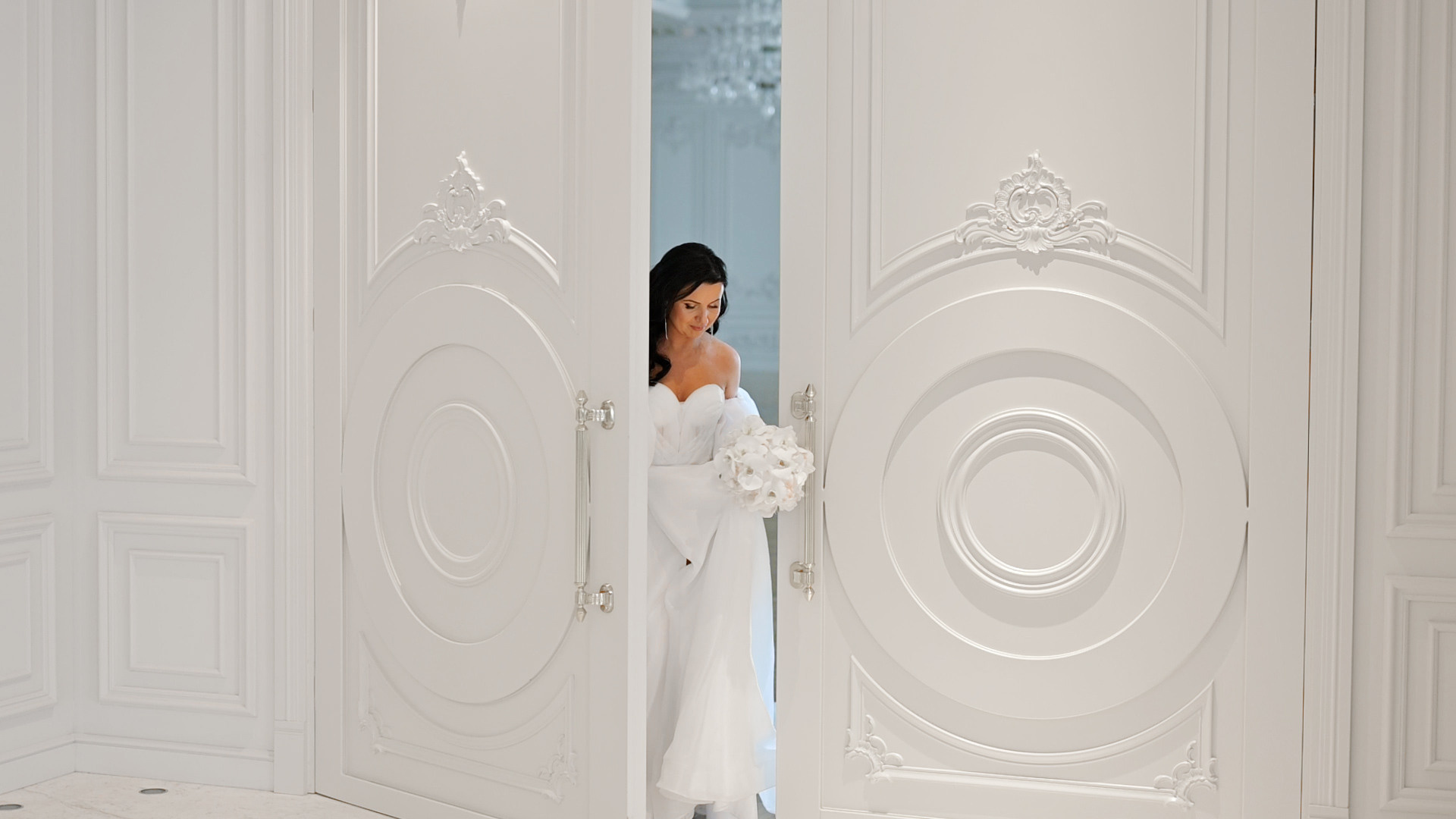 Лучшие отели для свадебного утра в Москве. Свадебный видеограф в Москве Никонова Анна