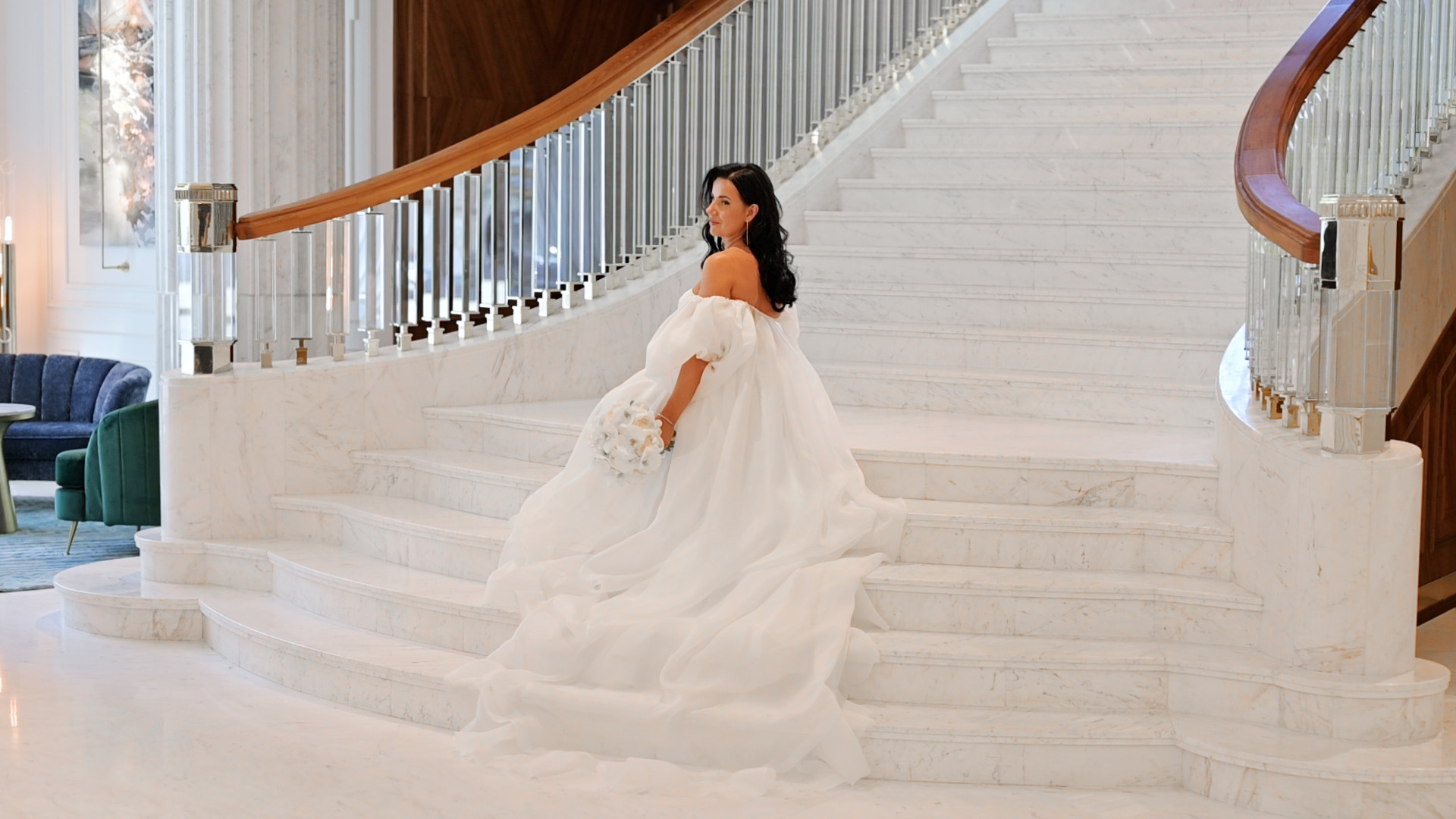 Лучшие отели для свадебного утра в Москве. Свадебный видеограф в Москве Никонова Анна