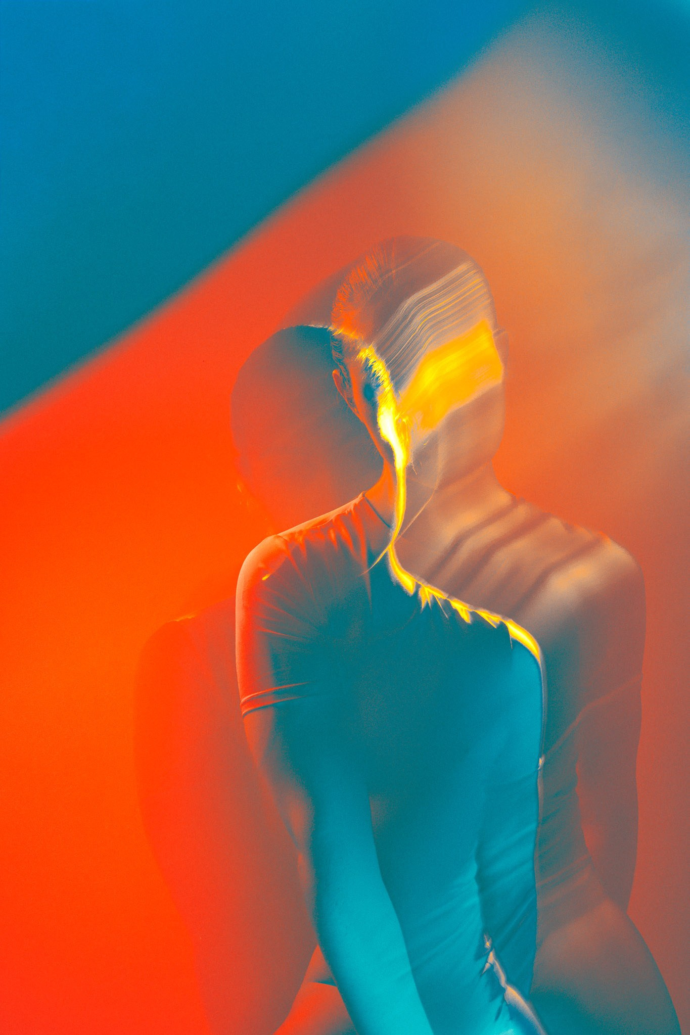 Works. Фотограф с цветным светом и оператор в Москве | Лиля Кичигина