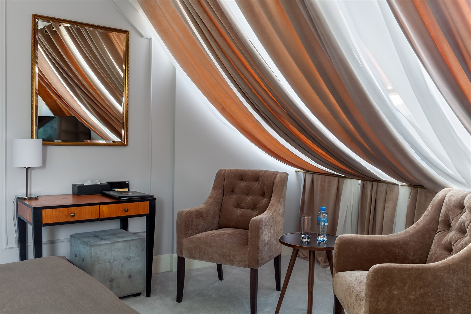 Отели — подборка. Фотограф индивидуальных женских портретов и LOVEstory в Москве