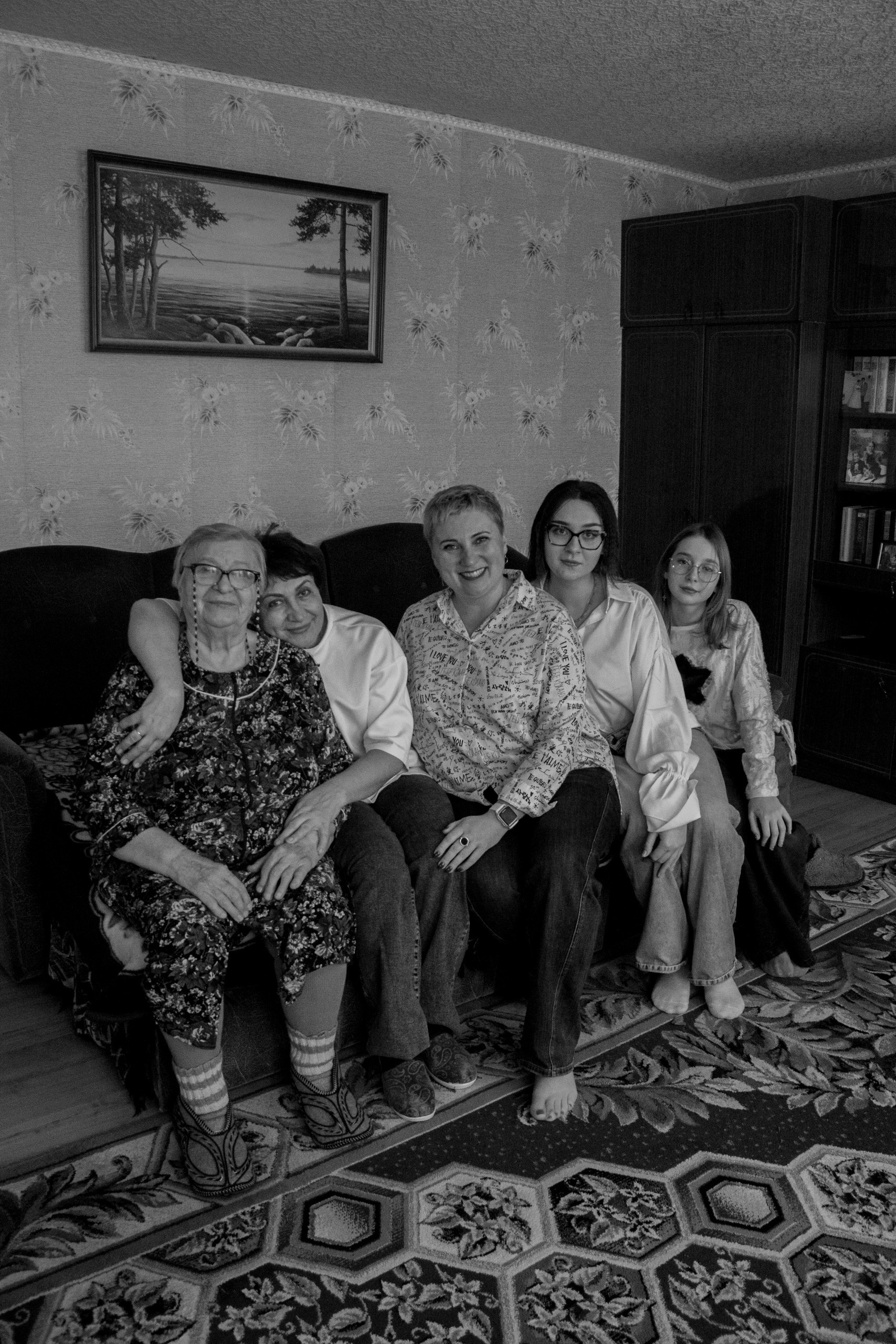 Четыре поколения в одном объективе или как я ездила в Егорьевск. Фотограф про чувства Варя Сильвестрова, Москва