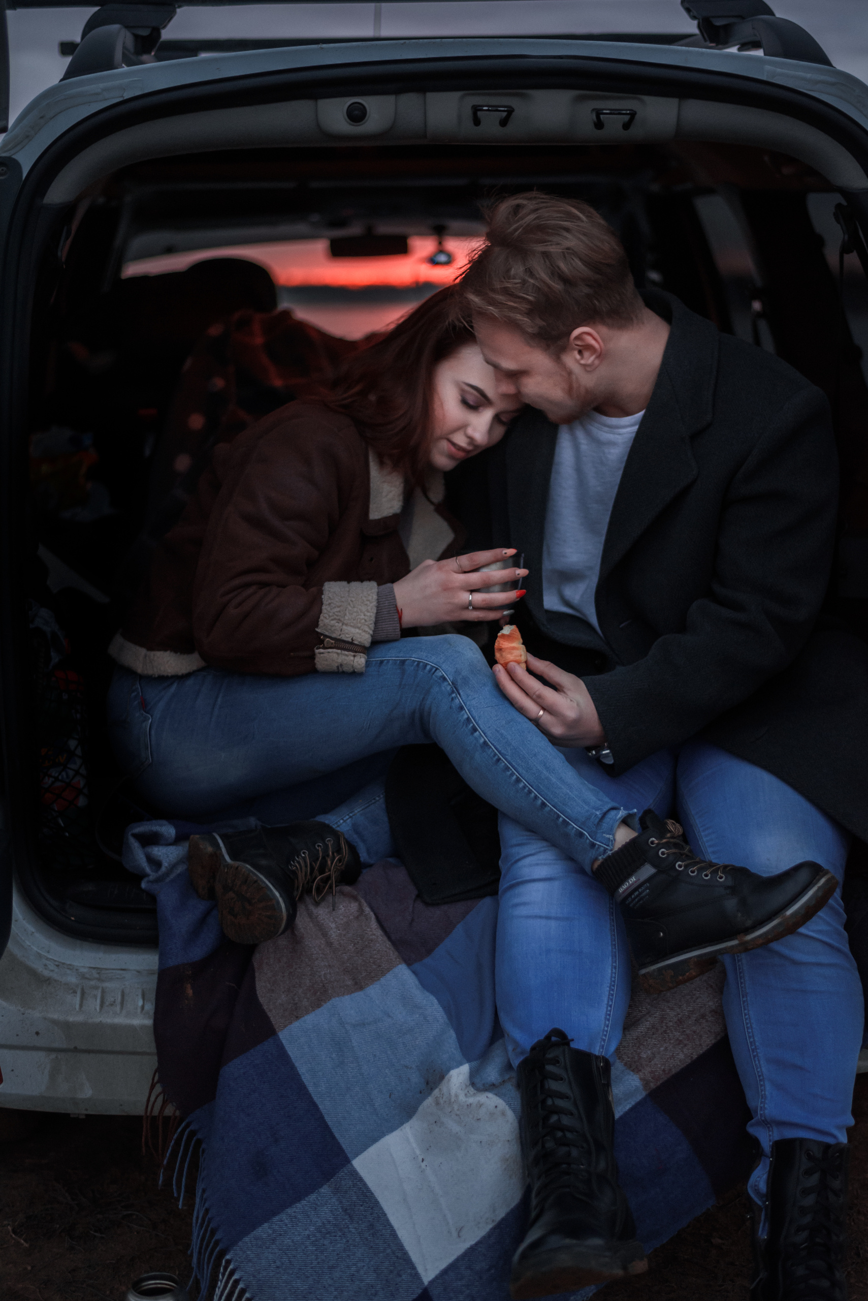 Доброго времени суток! Меня зовут Куличкова Юлия — я фотограф Ваших эм