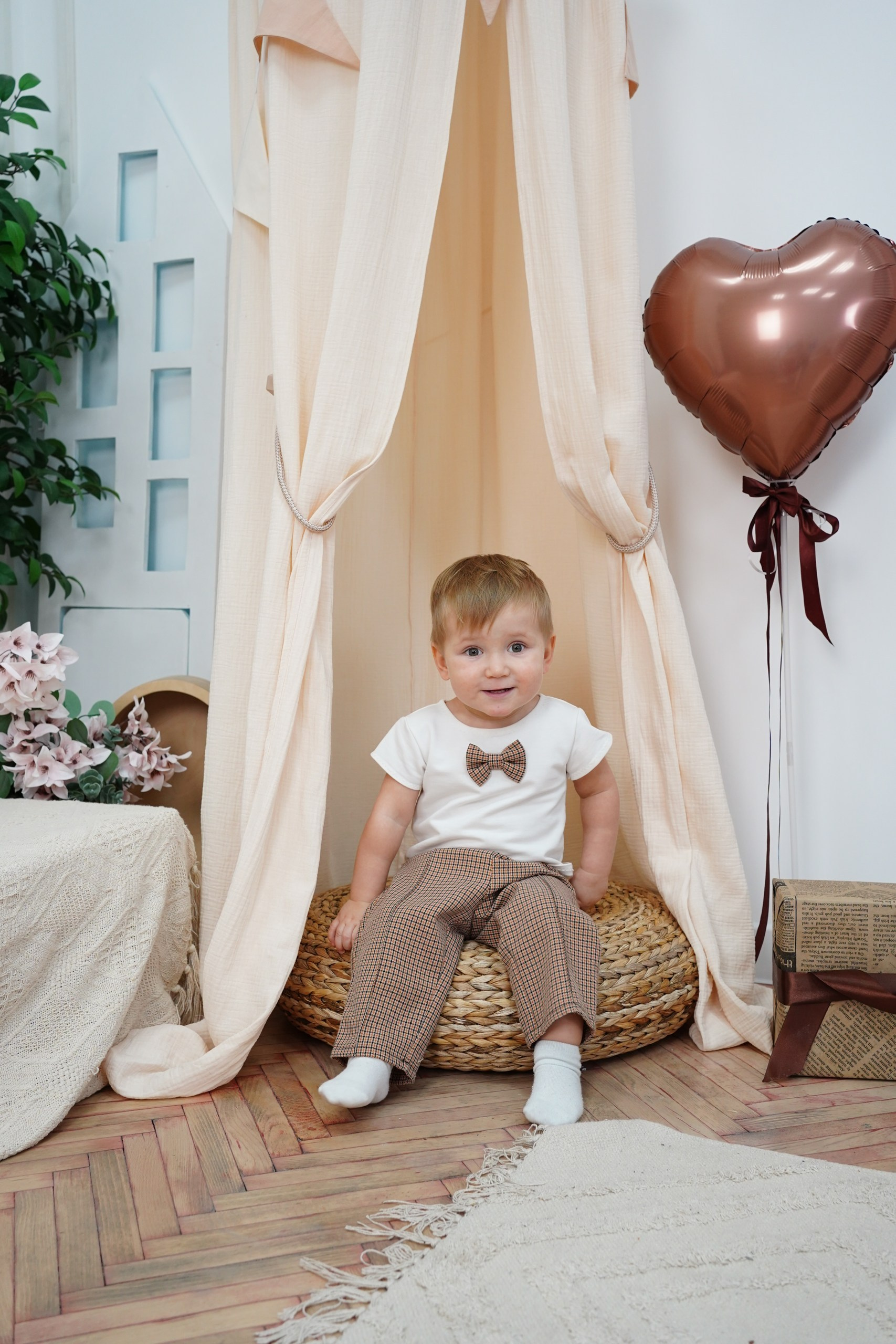 Наши Новые Фотозоны. Детская Фотостудия ГОДОВАСИКИ в Санкт-Петербурге фотосесия на годик