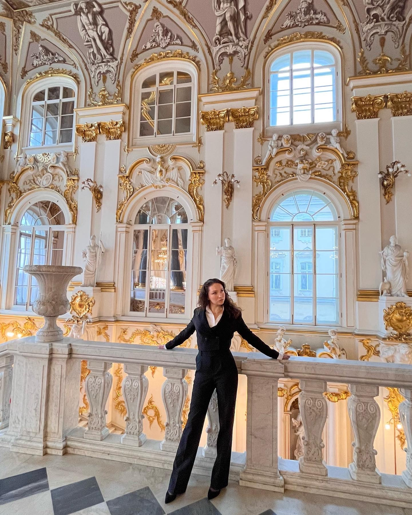 Элина Ямушева гид по Санкт-Петербургу