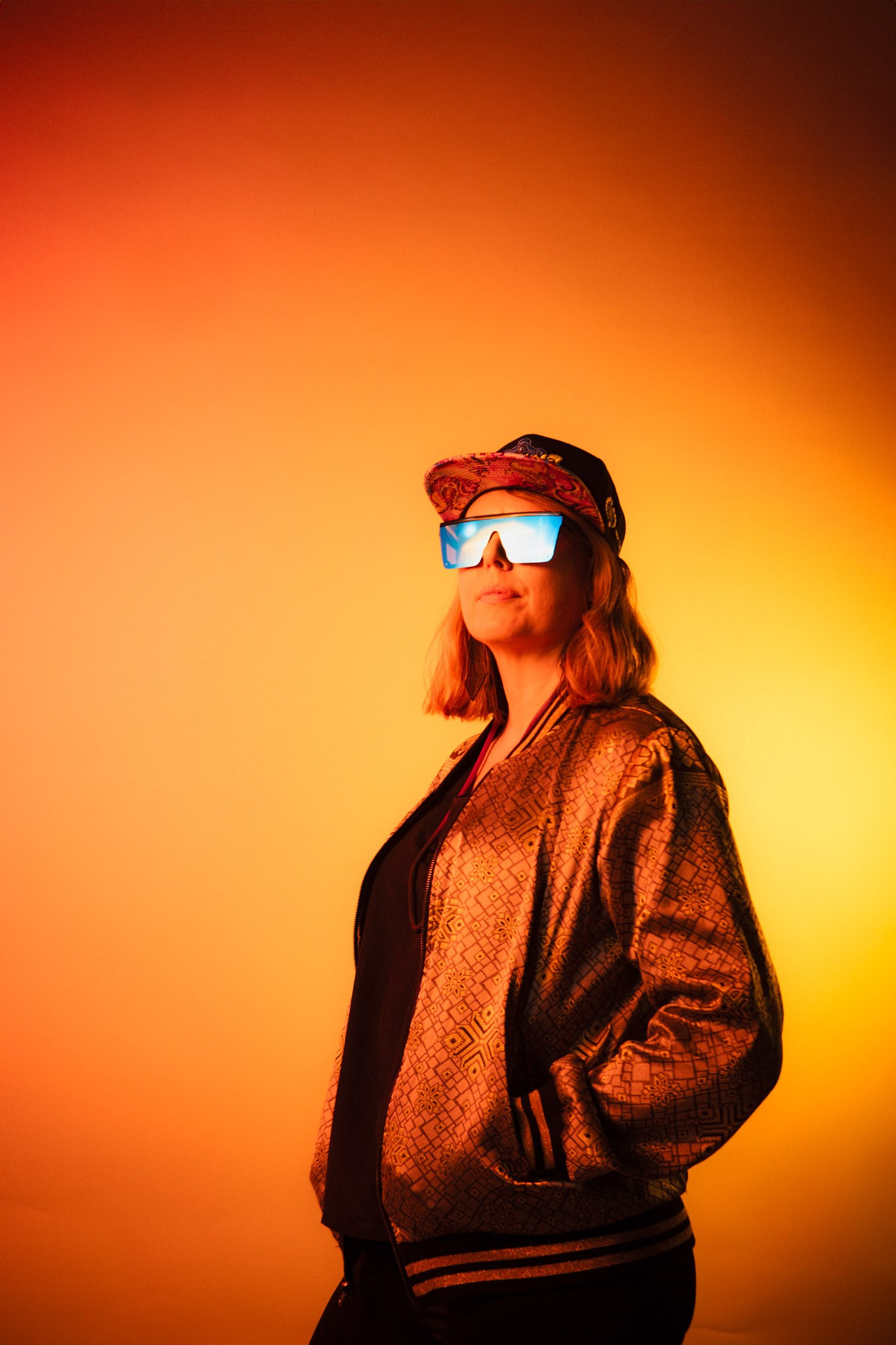 Works. Фотограф с цветным светом и оператор в Москве | Лиля Кичигина