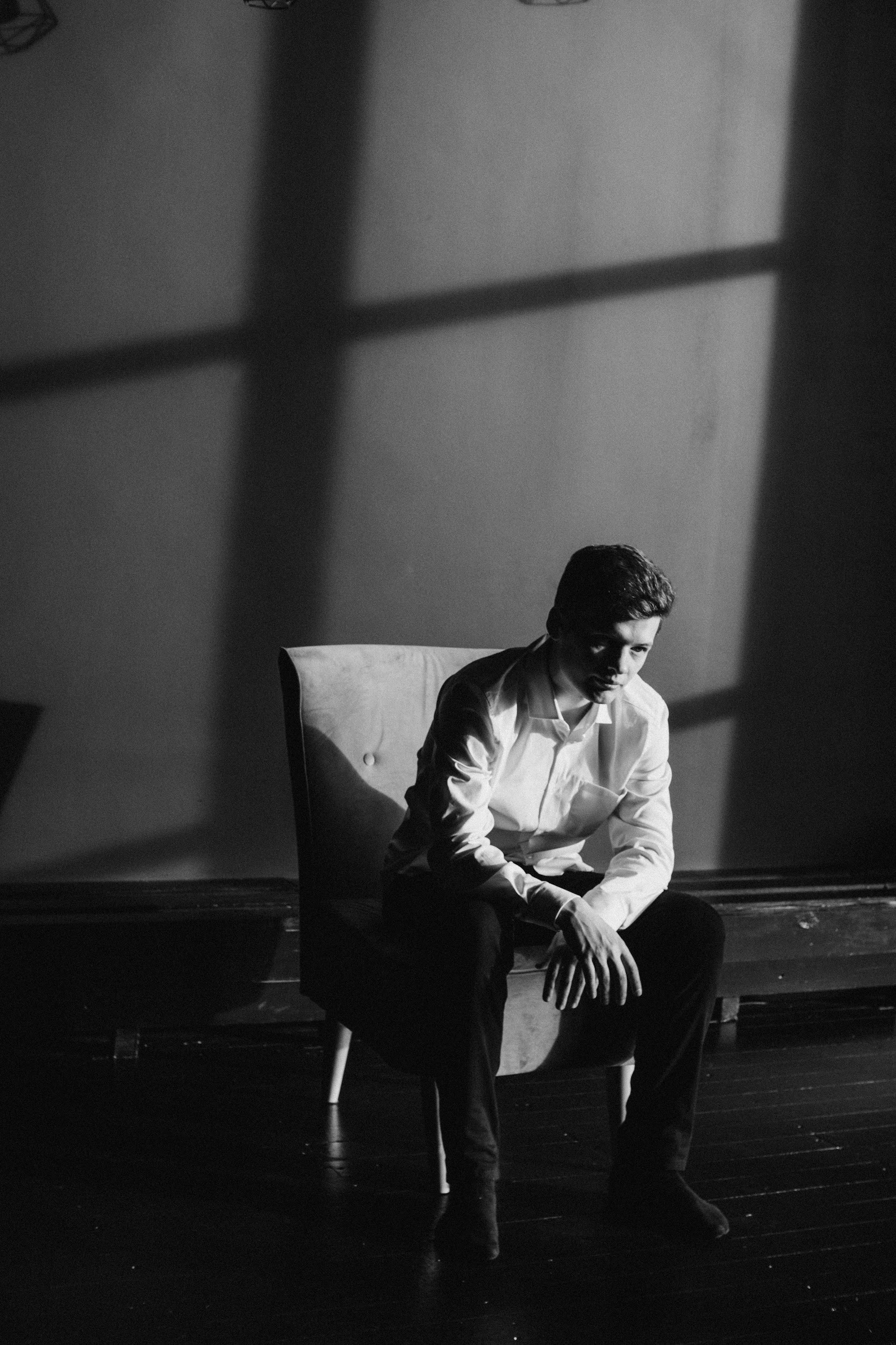 мужской фотограф Алматы Бизнес фотограф алматы Корпоративный фотограф алматы Бизнес портрет алматы подарить сертификат схъемка мужская подарок мужчине