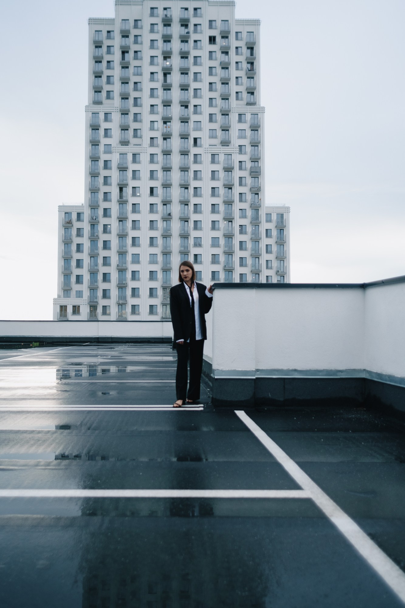 Уличная фотосессия на крыше в Тюмени | Фотограф Дарья Мустафина