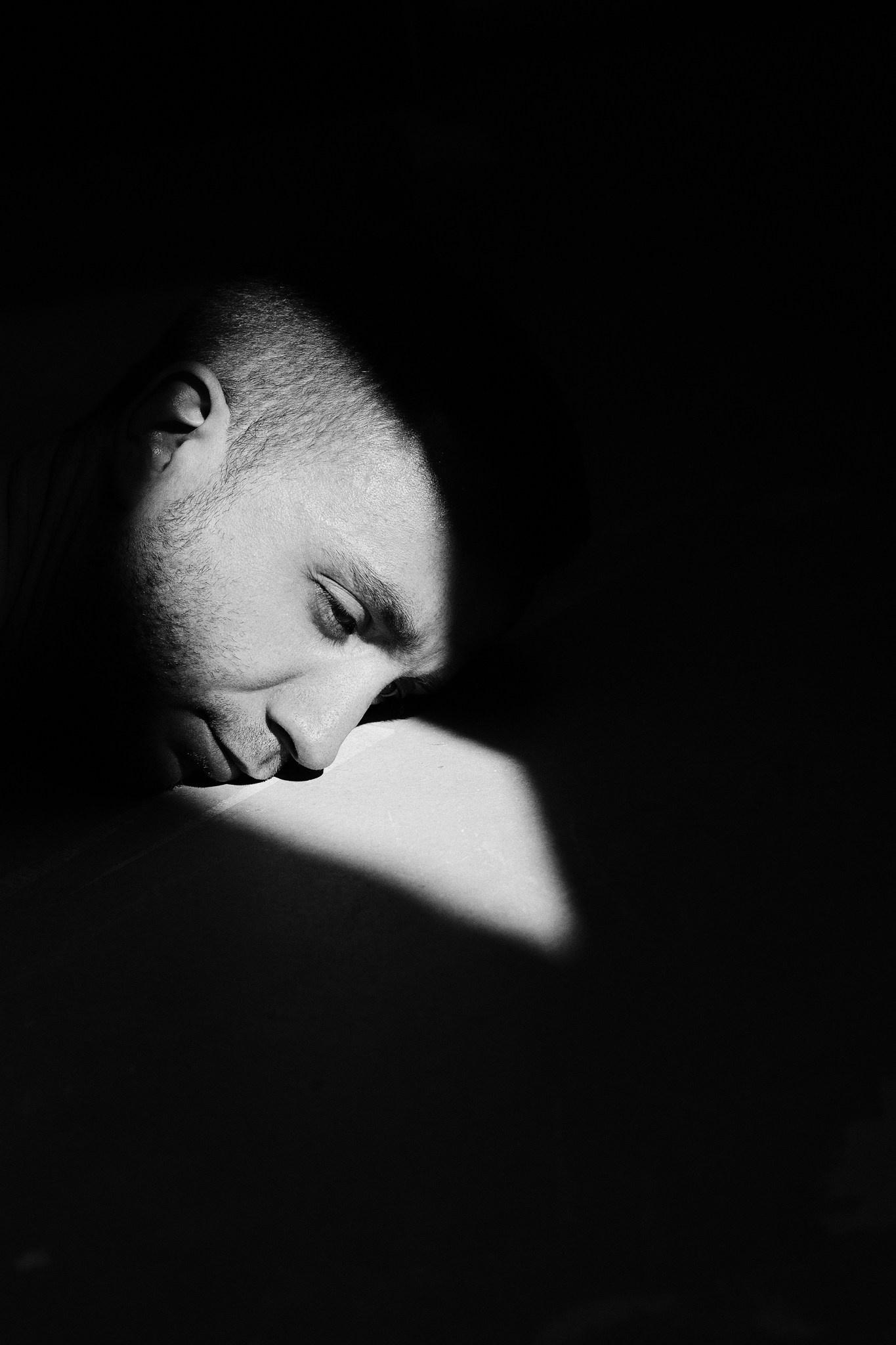 Мужская спортивная фотосессия в Тюмени: боулдеринг и лайфстайл. Фотограф Дарья Мустафина, Тюмень