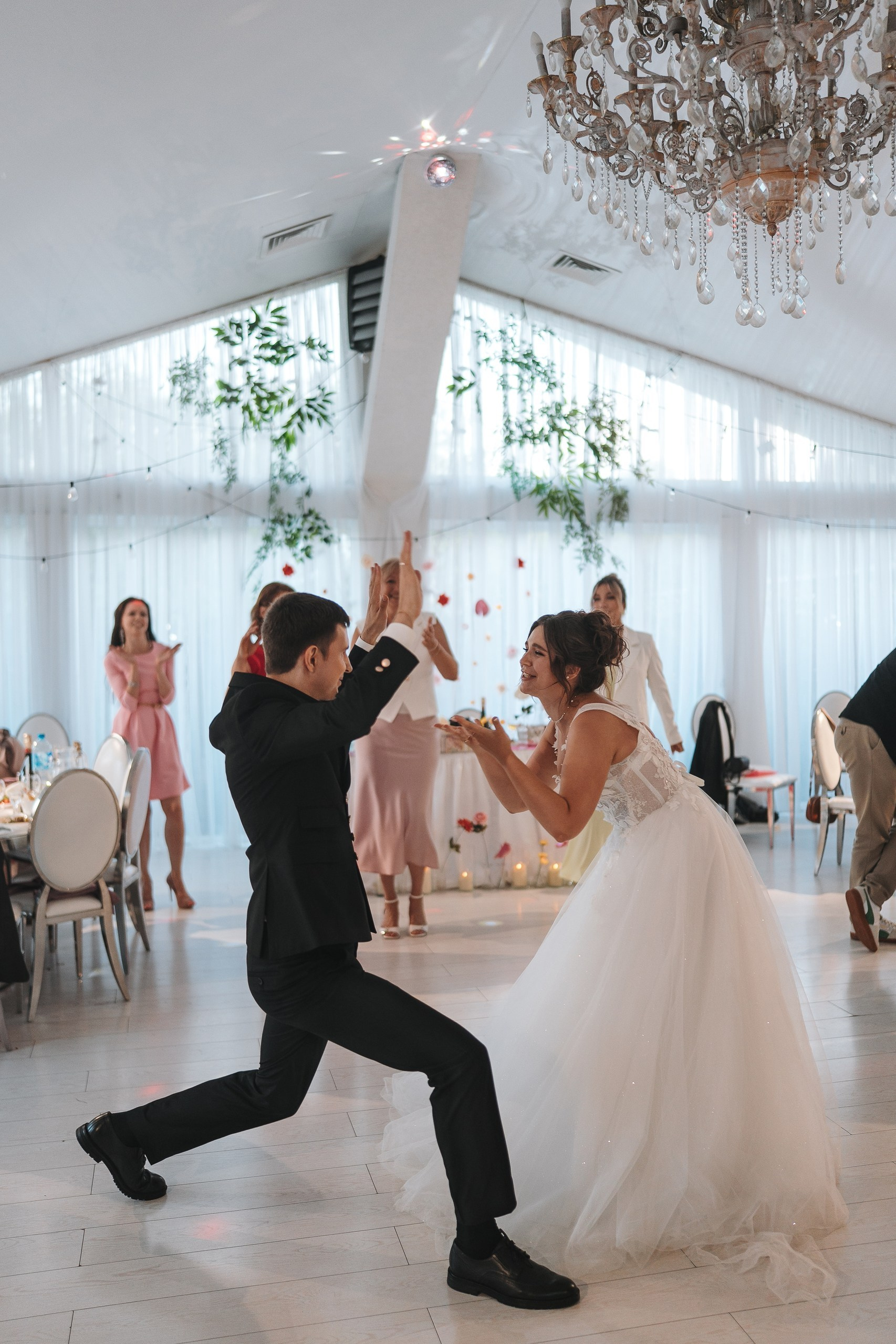 Свадьба в Green Hall Уфа 19 июня 2025 — Hilton, Sheraton, выездная регистрация под дождём