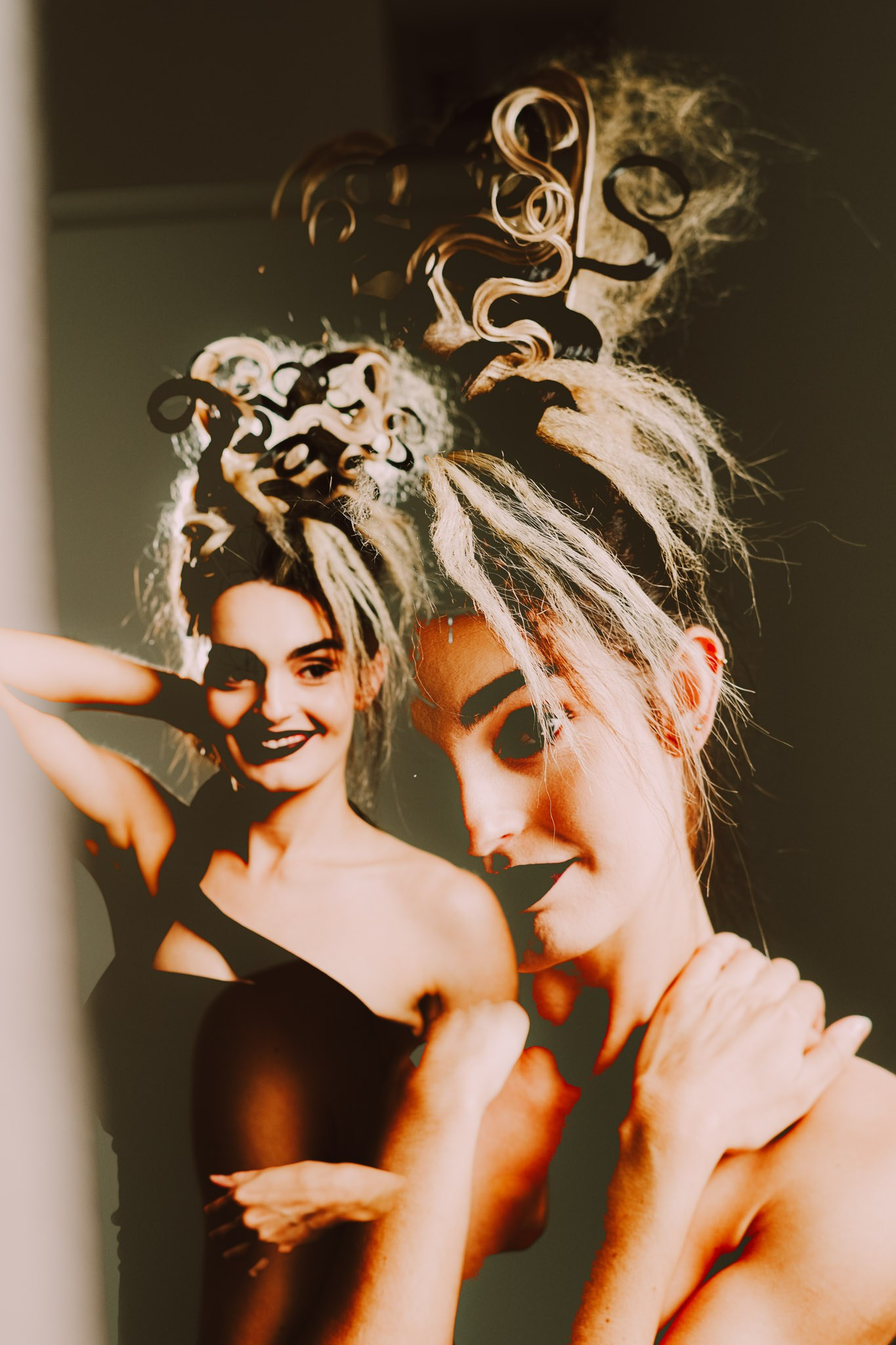 Works. Фотограф с цветным светом и оператор в Москве | Лиля Кичигина