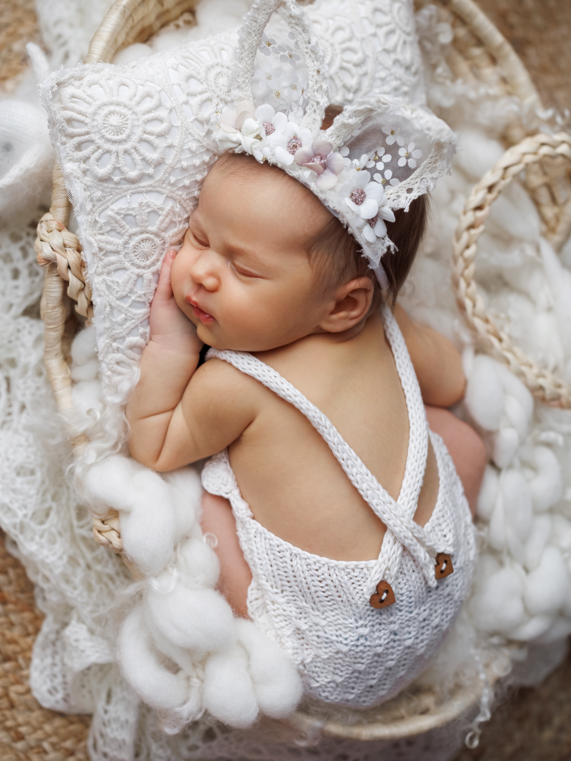 Ньюборн фотограф в Москве Чернова Анна — профессиональные фотосессии новорожденных в Москве на дому