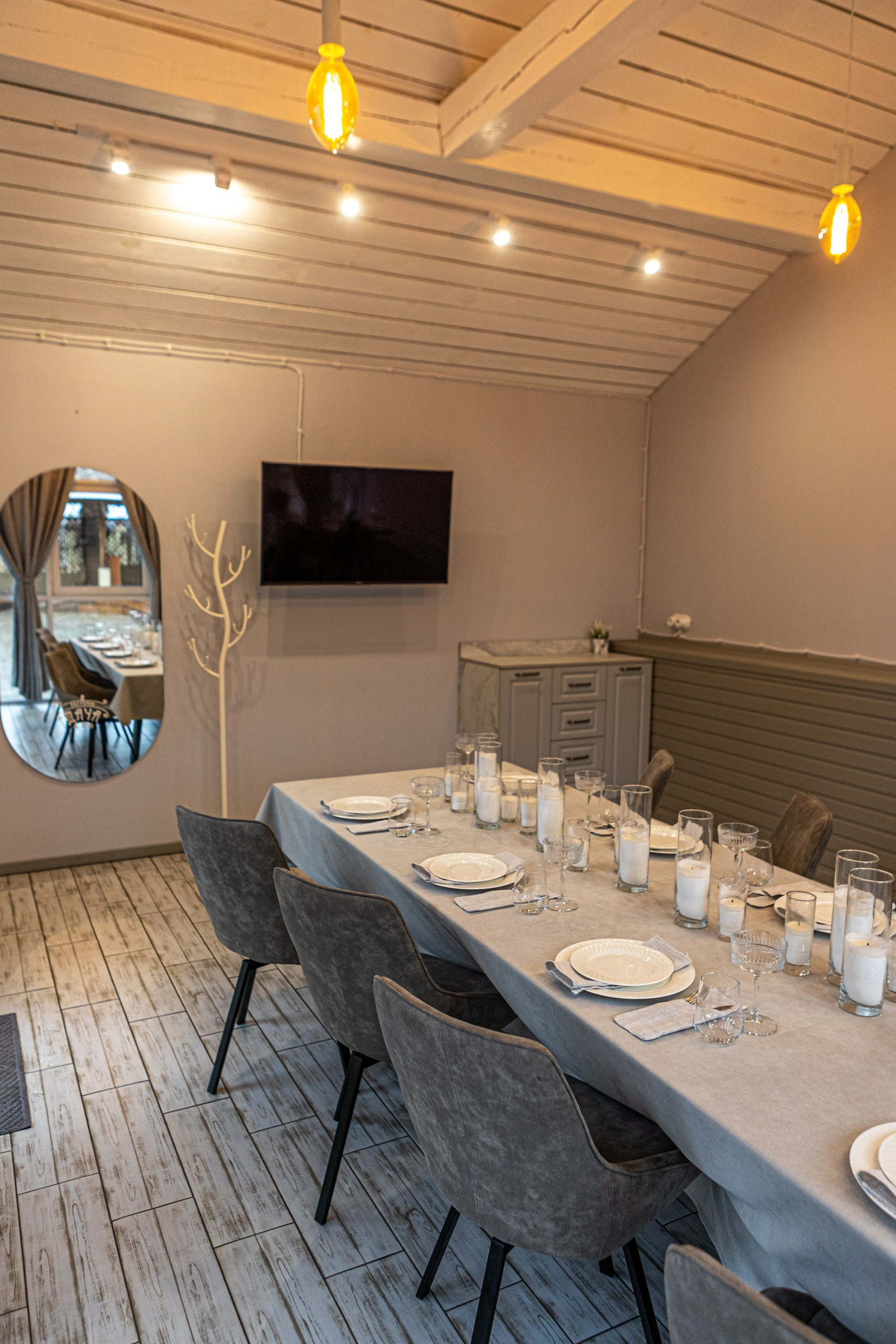 Банкетный зал ресторана «Дача». Фотограф в Оренбурге. Профессиональный фотограф