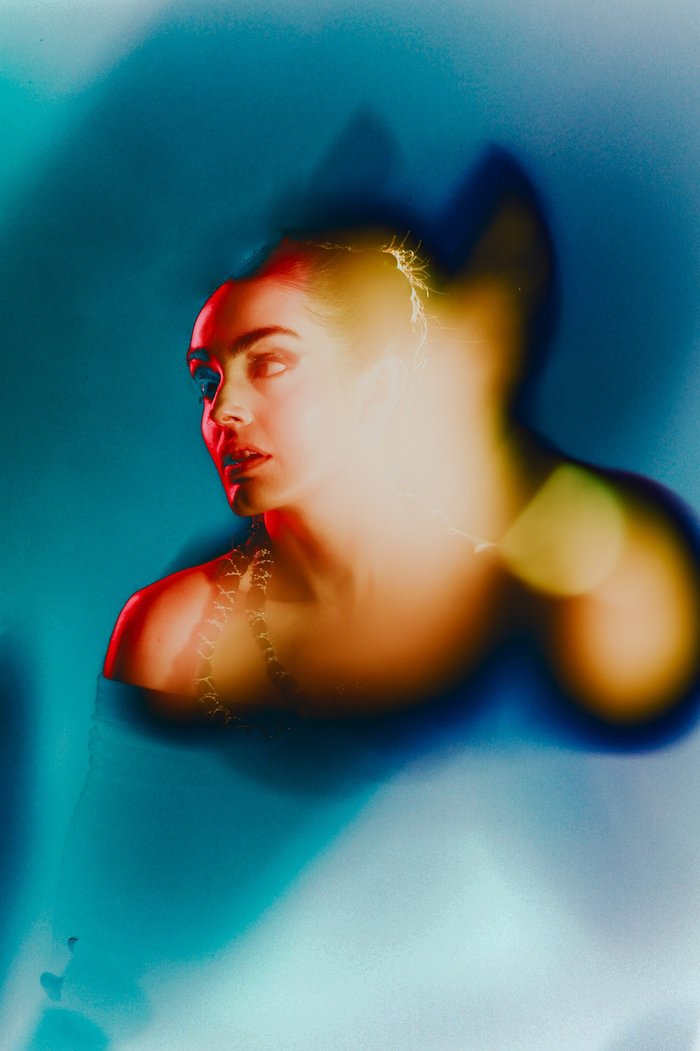 Works. Фотограф с цветным светом и оператор в Москве | Лиля Кичигина