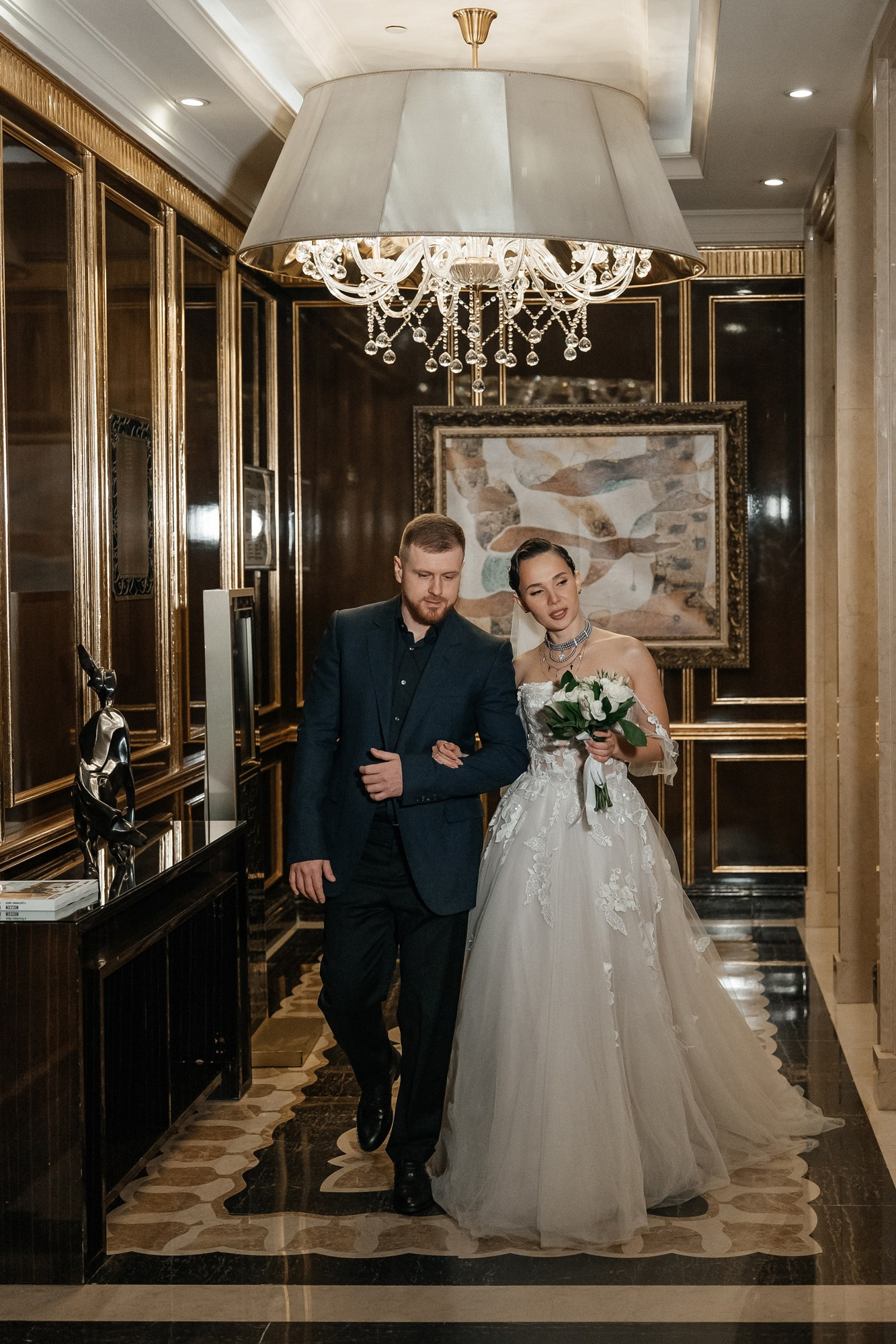 свадебная фотосессия в отеле регис никольская в москве