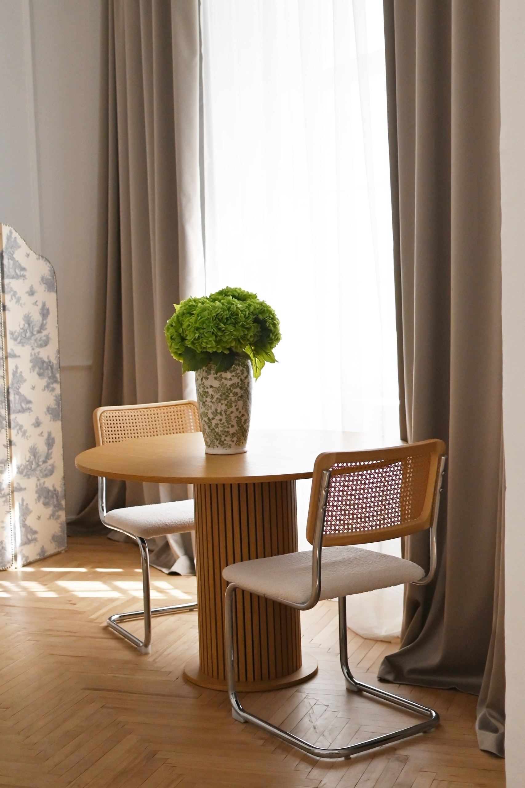 Фотостудии Севастополя. Лучшие фотостудии Севастополя. Фото интерьера фотостудий. Актуальные фото фотостудий Севастополя. Профессиональная фотосъемка в Крыму. Натуральные эмоции и живые кадры. Забронируйте дату прямо сейчас!