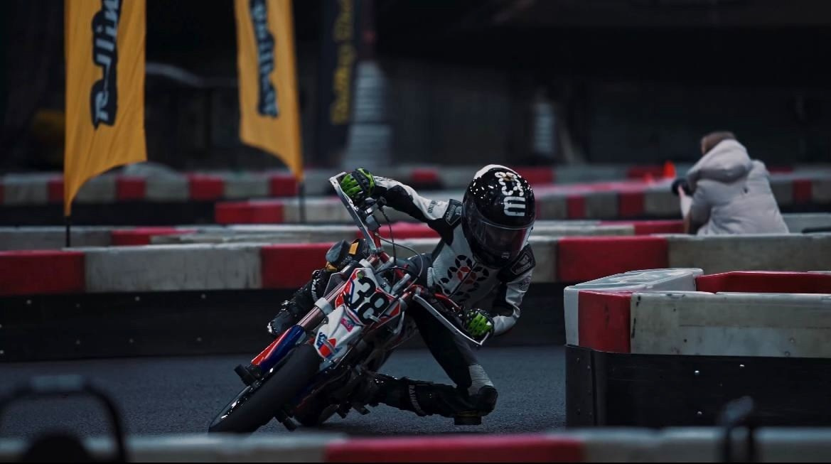 Репортажная видеосъемка заказать в Москве | TOLBATOV PRODUCTION