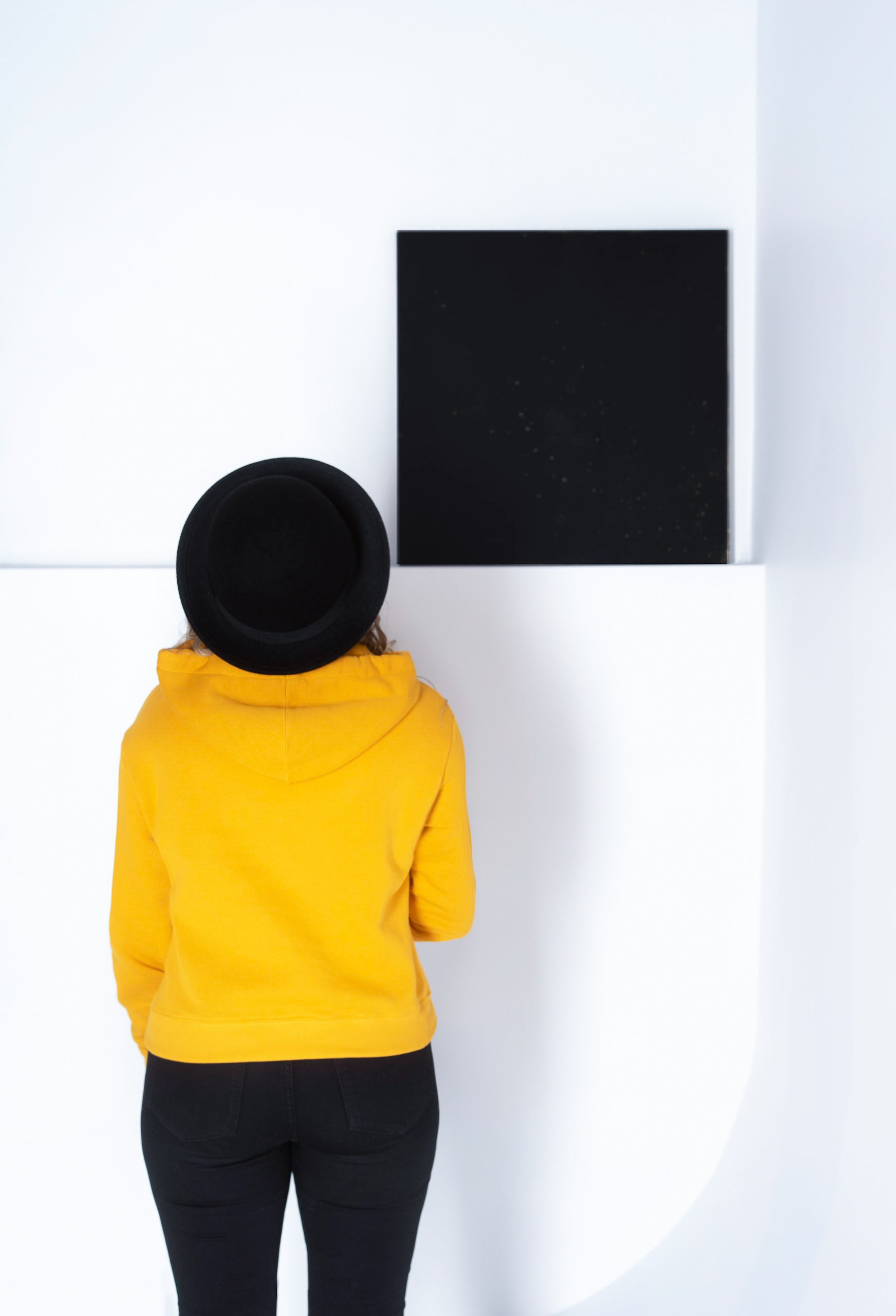 Projects. Oleg Kozachok — Photographer with Protanopia | Portraits, Texture & Light