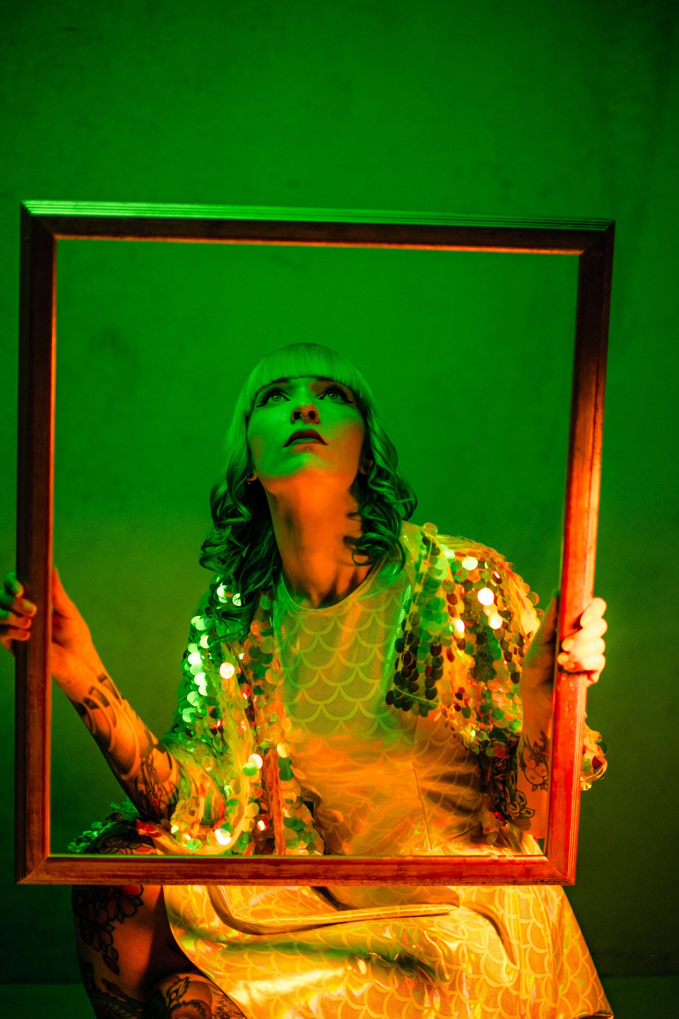 Works. Фотограф с цветным светом и оператор в Москве | Лиля Кичигина