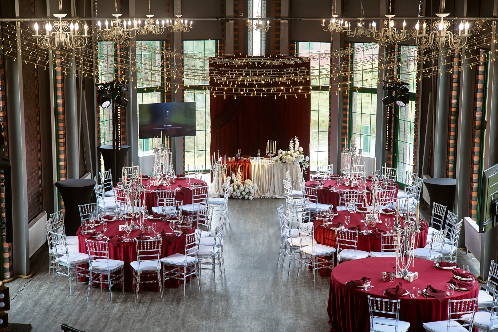 Декораторы Мастерская декора. Подрядчики и друзья сети свадебных площадок House for wedding