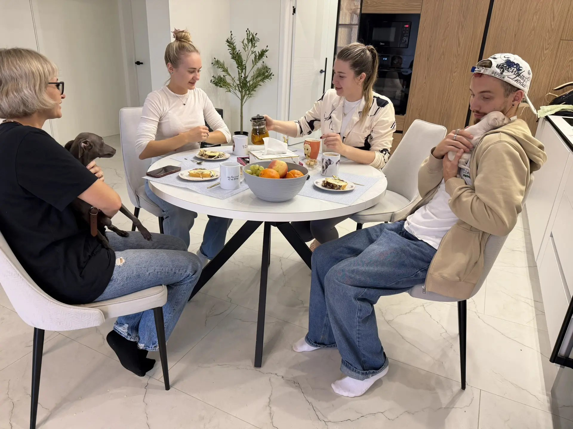 Первые гости в нашем бутике. Professional Italian Greyhound Kennel RKF/FCI ASTI SAPPHIRE 💎 Sochi|St. Petersburg