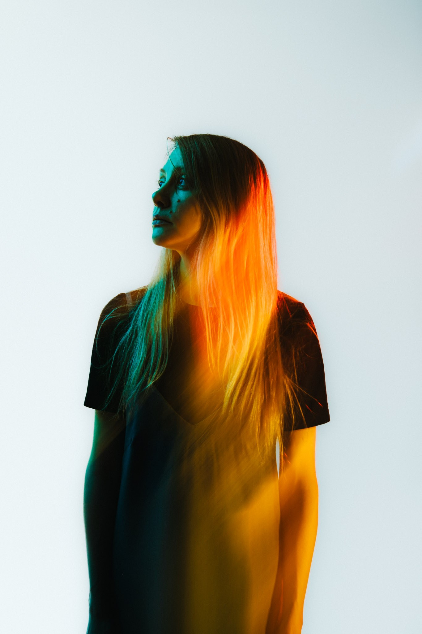 Works. Фотограф с цветным светом и оператор в Москве | Лиля Кичигина