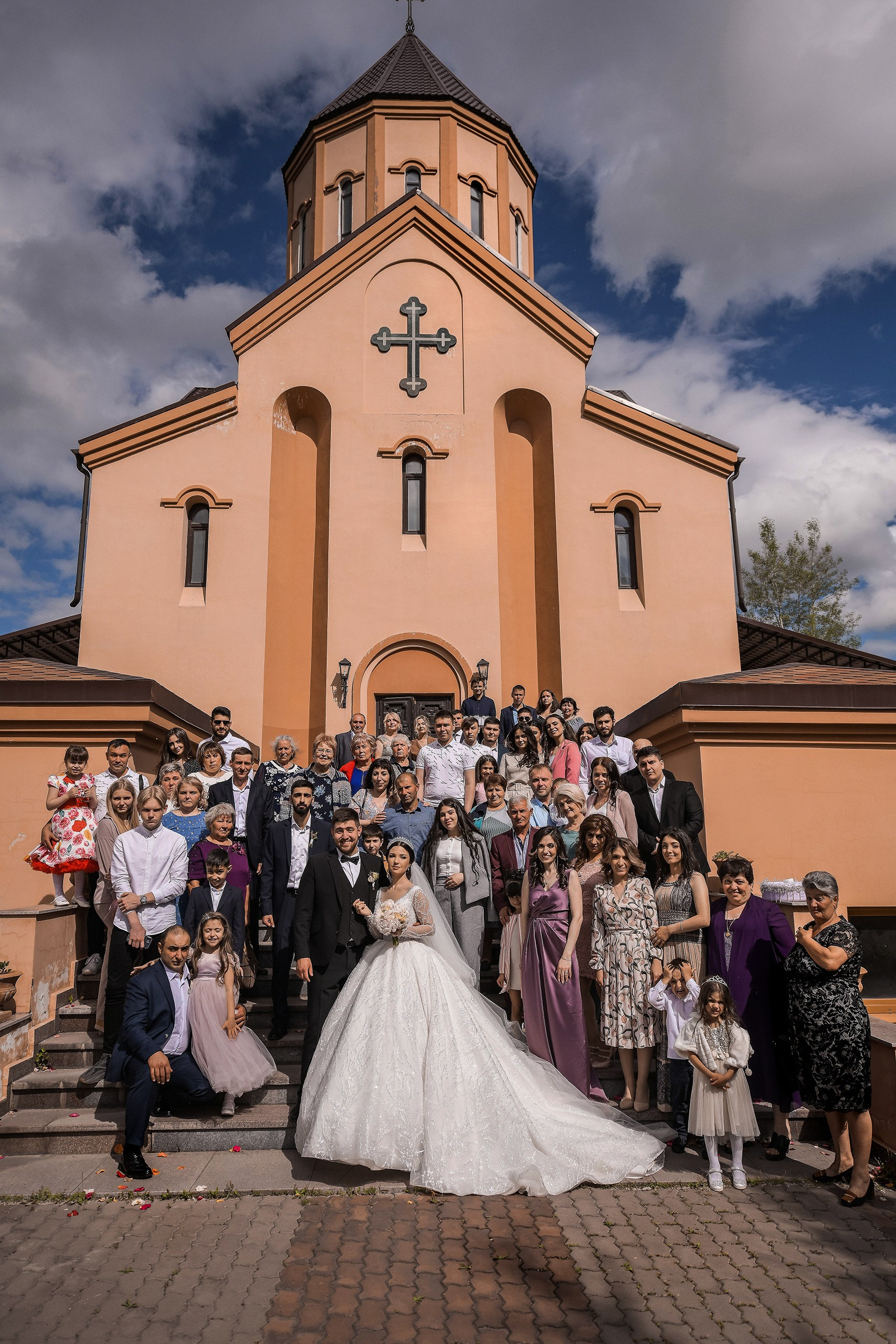 Венчание в армянской церкви Святого Саркиса: фотограф на таинство. 📸 Свадебный и семейный фотограф в Красноярске Тихомиров Евгений | 17 лет опыта | 800+ свадеб