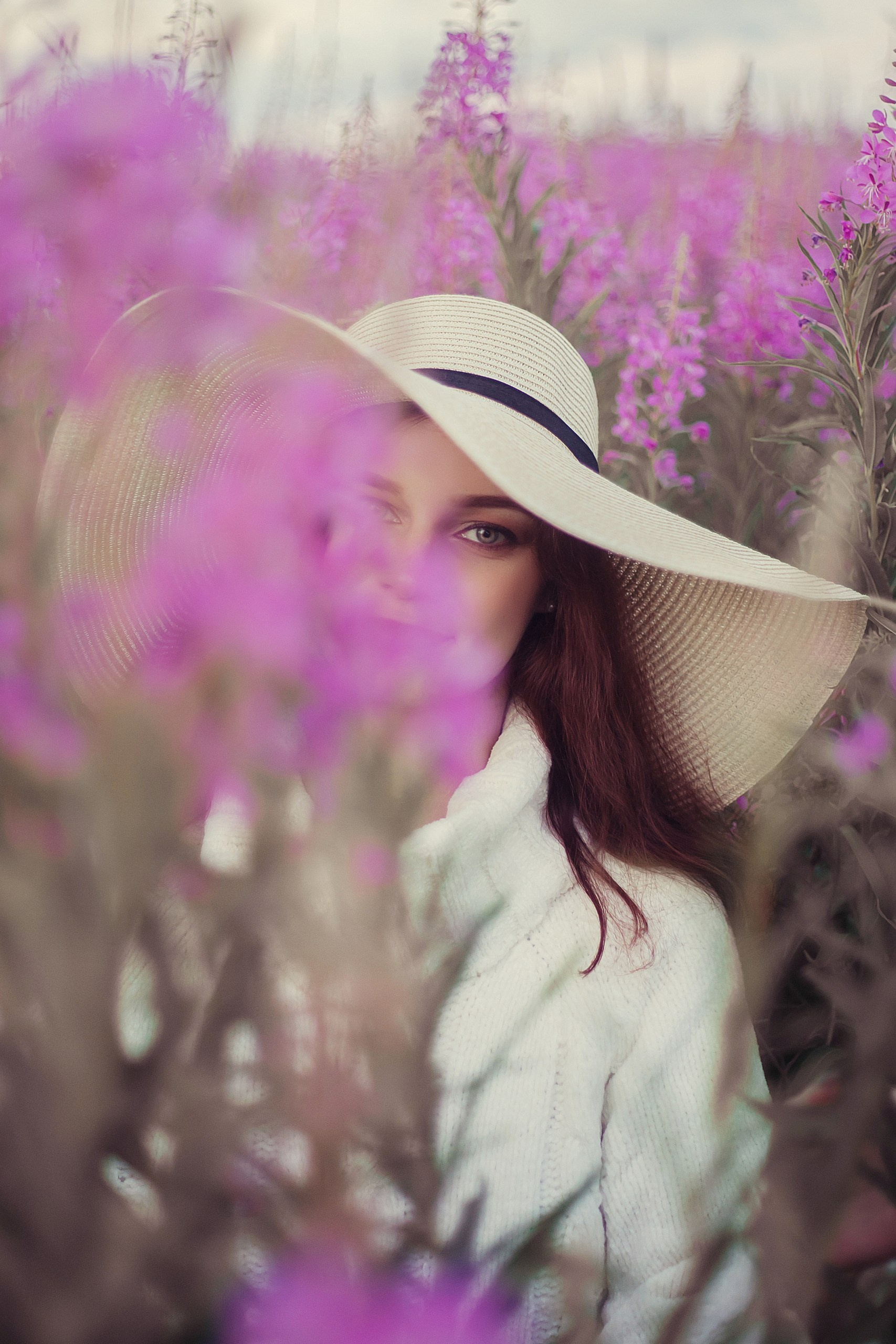 Аксессуары и головные уборы. Фотограф Ирина Богатырева