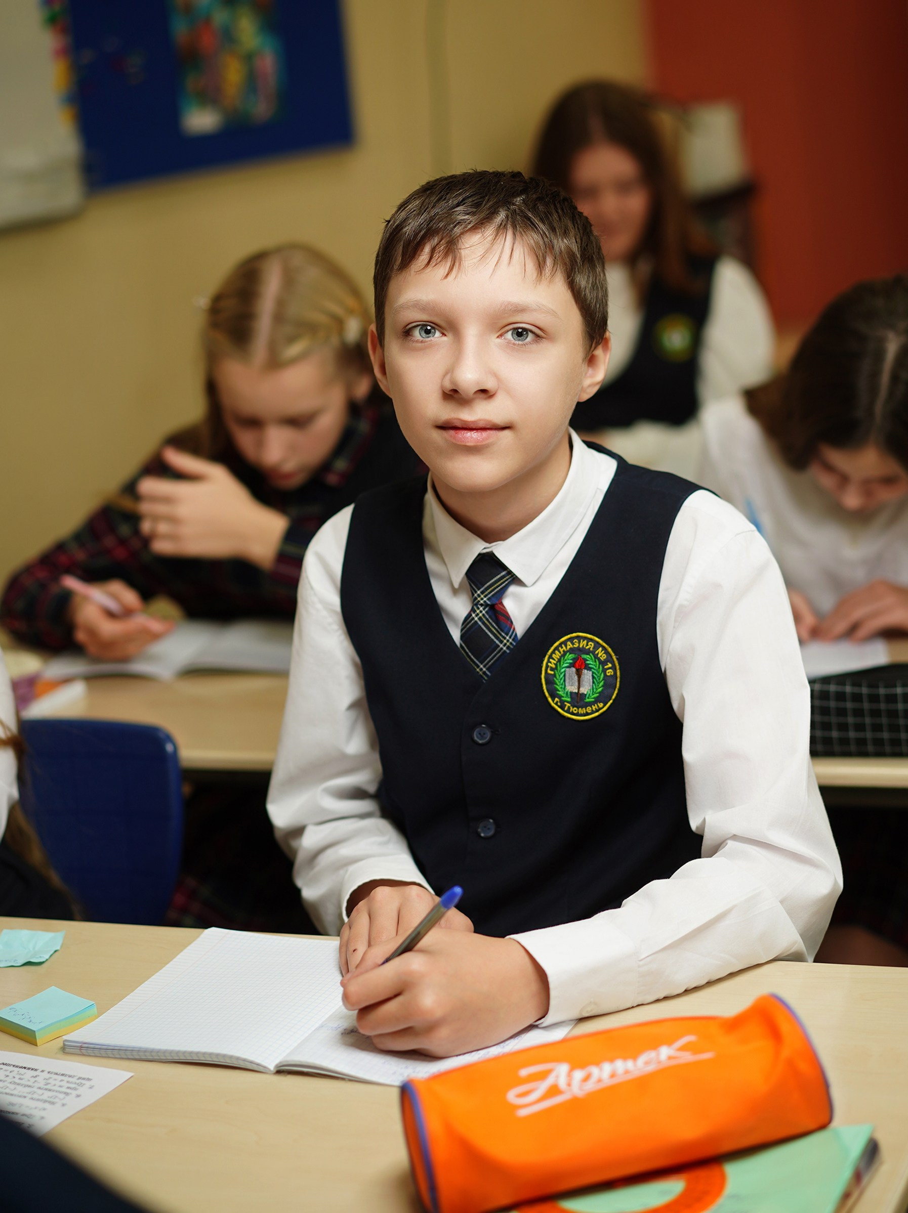 Виньетка + портреты. GOTRA — выпускные альбомы в Тюмени