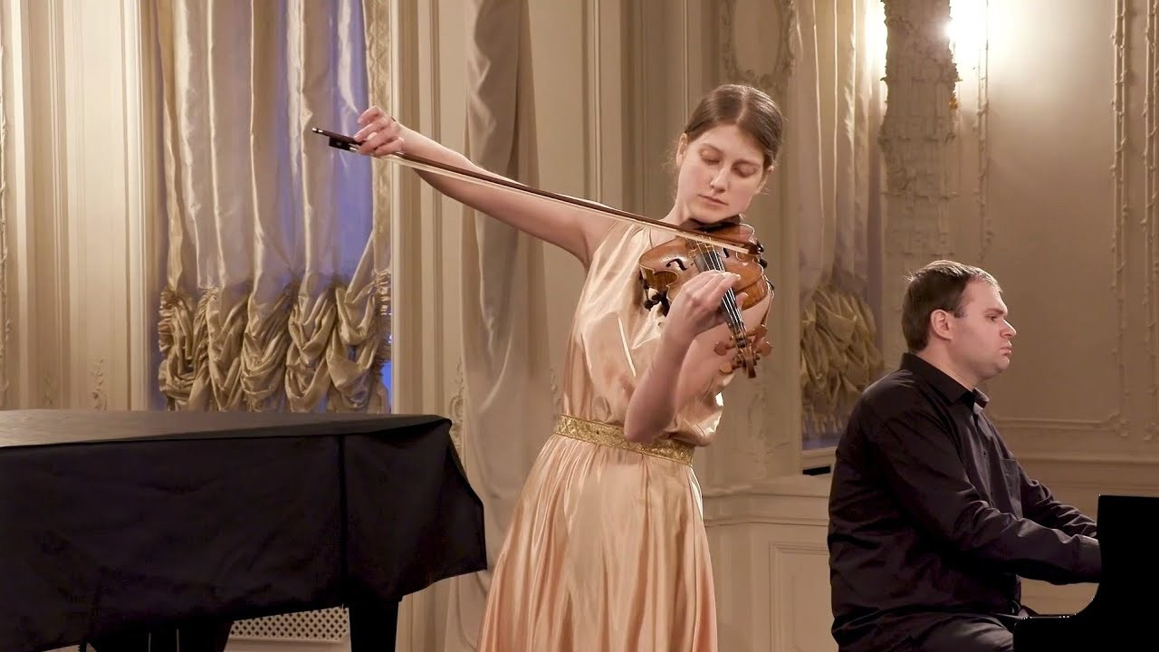 Видео. Арсения Сибилёва | скрипка