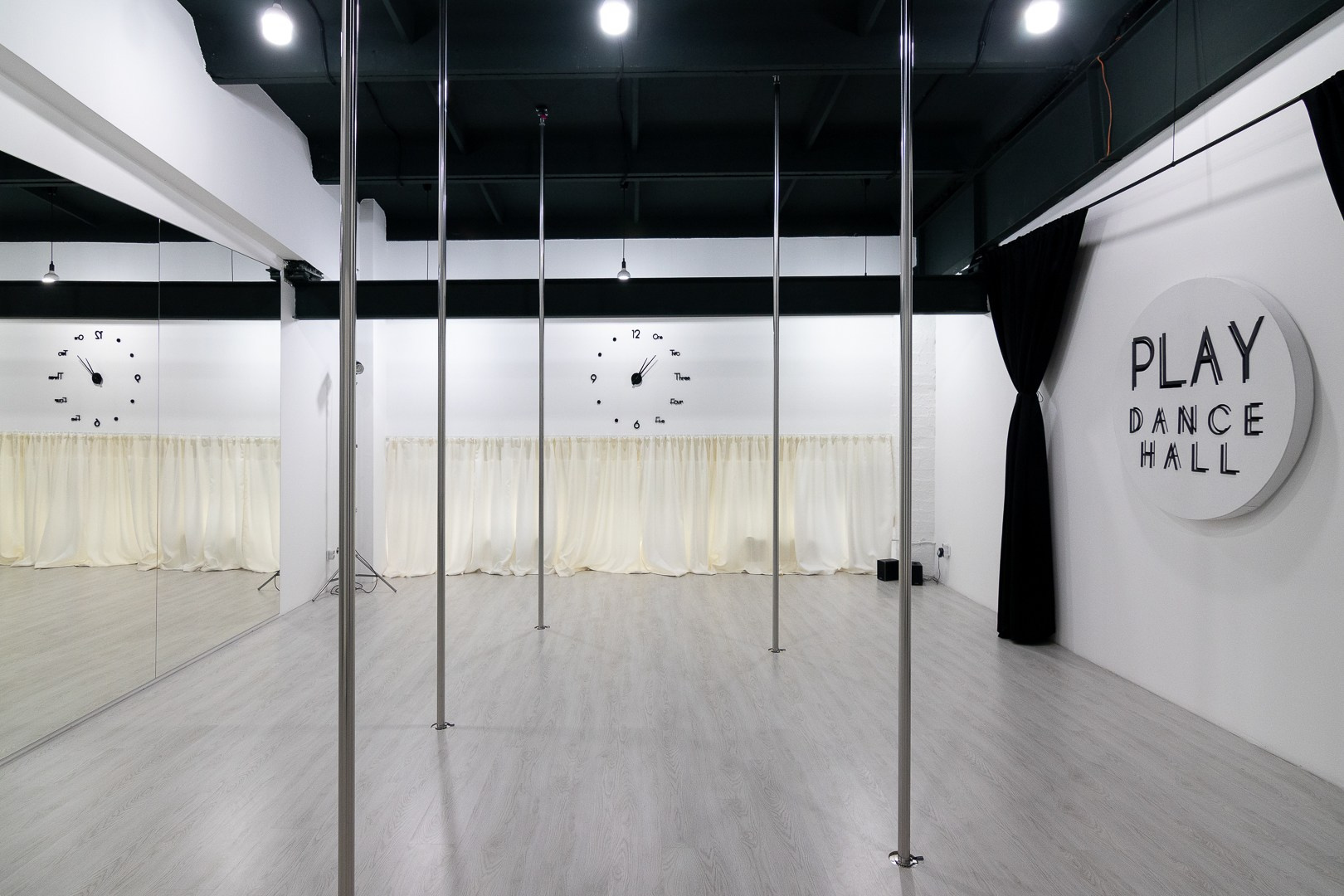 Запись класса в студию. Классные выпускные альбомы — Сургут, Тюмень и ХМАО