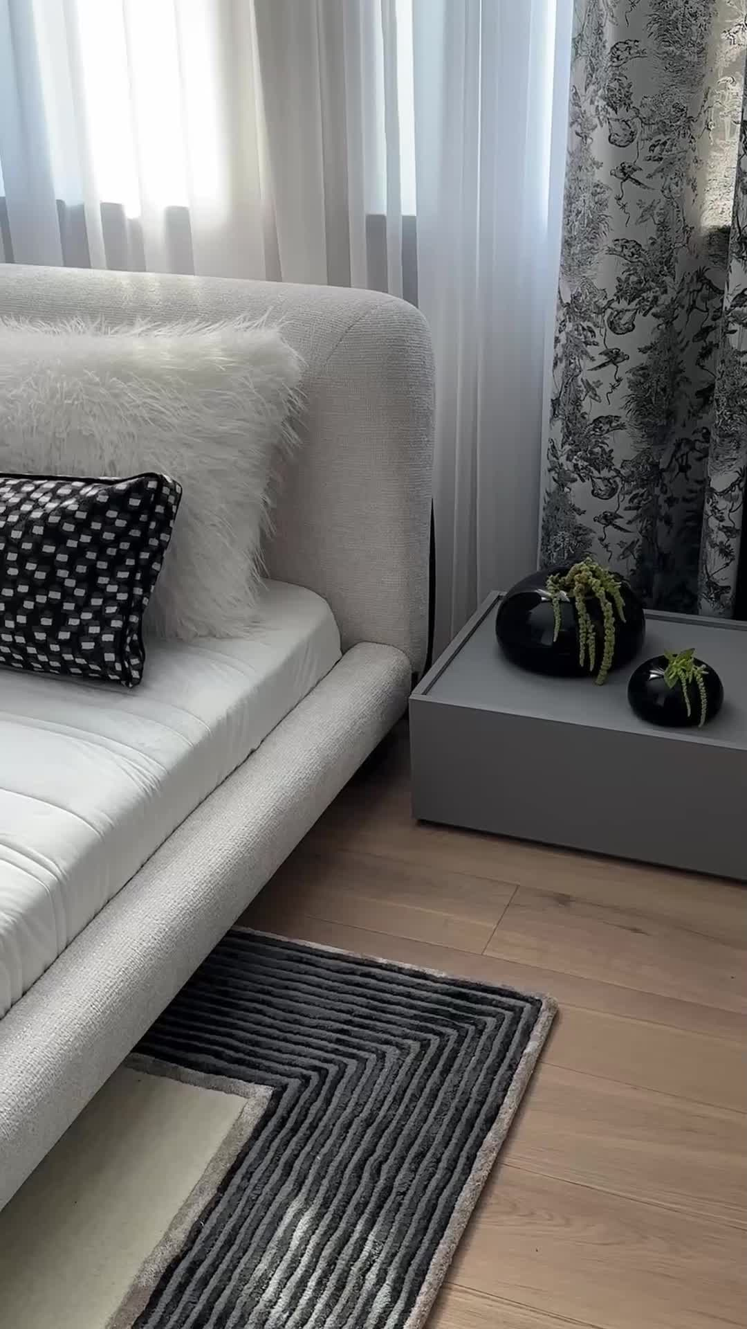 Reels: Пентхаус с яркими акцентами. Интерьерный фотограф Дима Птицын и стилист Дарья Копылова