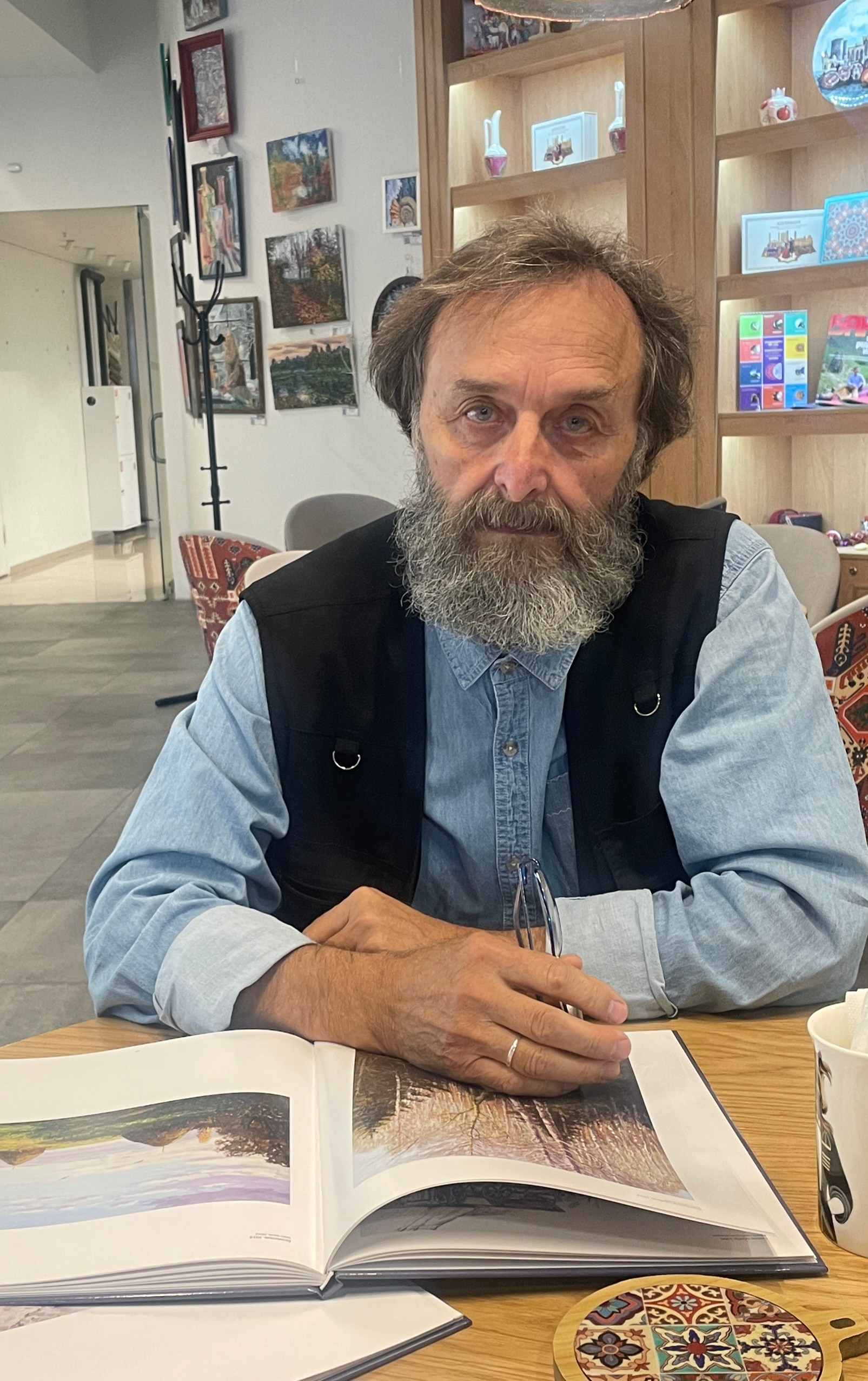 Комиссаров Виктор Иванович. Галерея участников Российской Премии Искусств