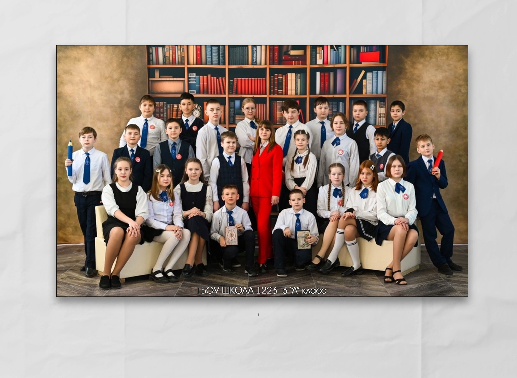 1-4 класс. МОСФОТОБУК Выпускные альбомы Москва