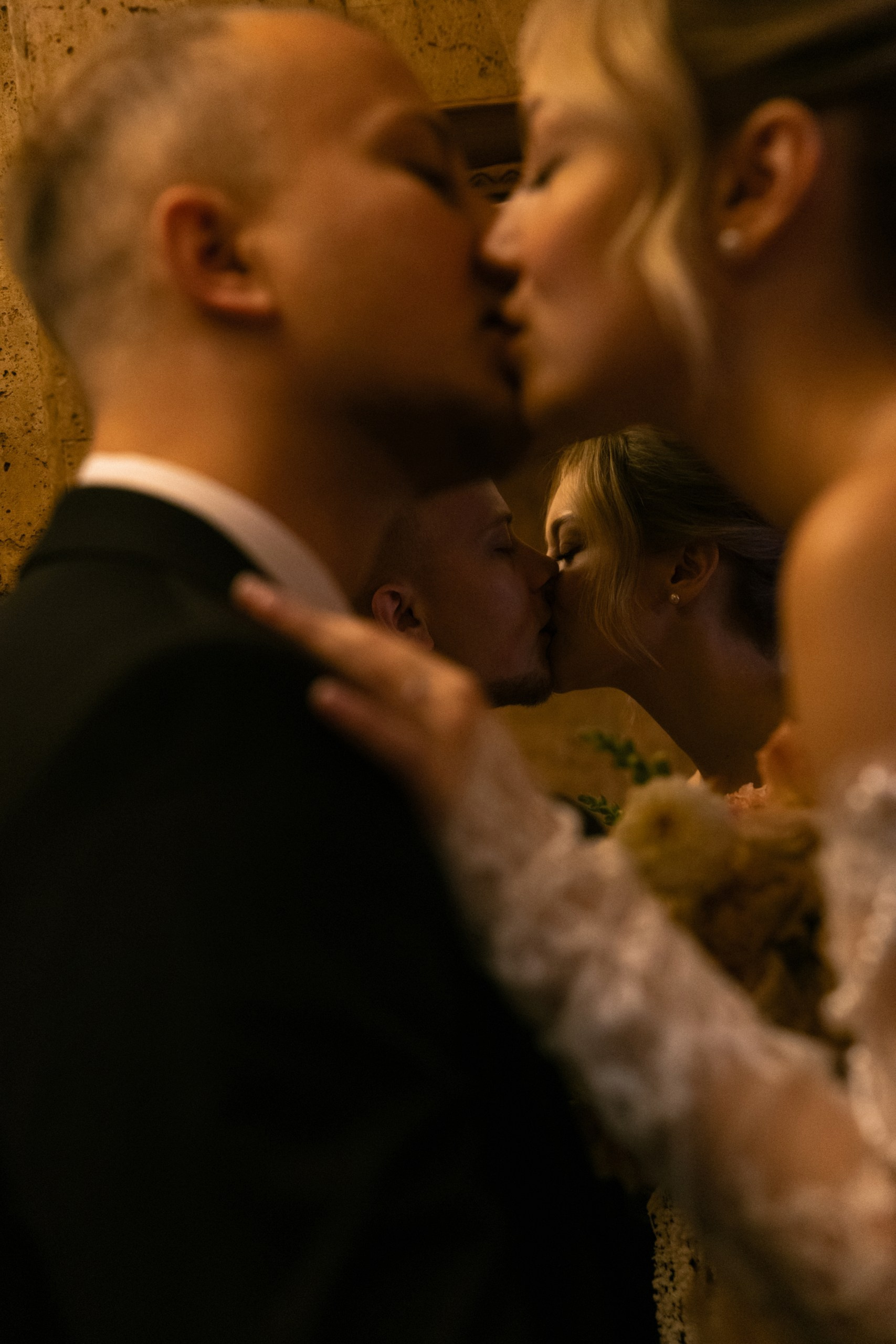 Свадебный фотограф Дарья Свет