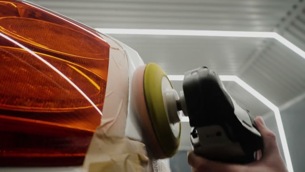 Unit-1. Vadim Yathartha — Photographer in Moscow. Commercial photography and video: cars, motorcycles, portraits, architecture