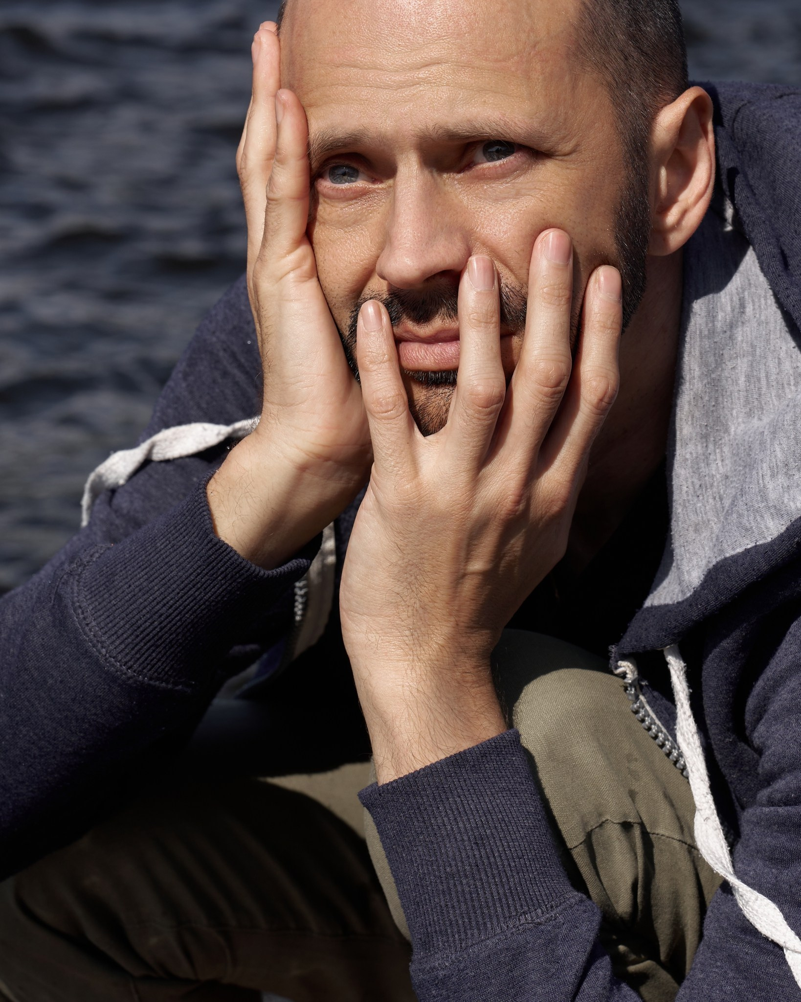 Фотосессия Дмитрия у Невы