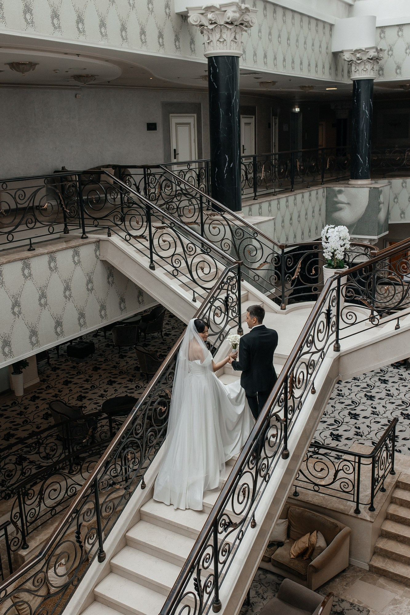 Самые красивые отели Москвы для свадебной фотосессии. Свадебный фотограф в Москве Дарья Олендарёва