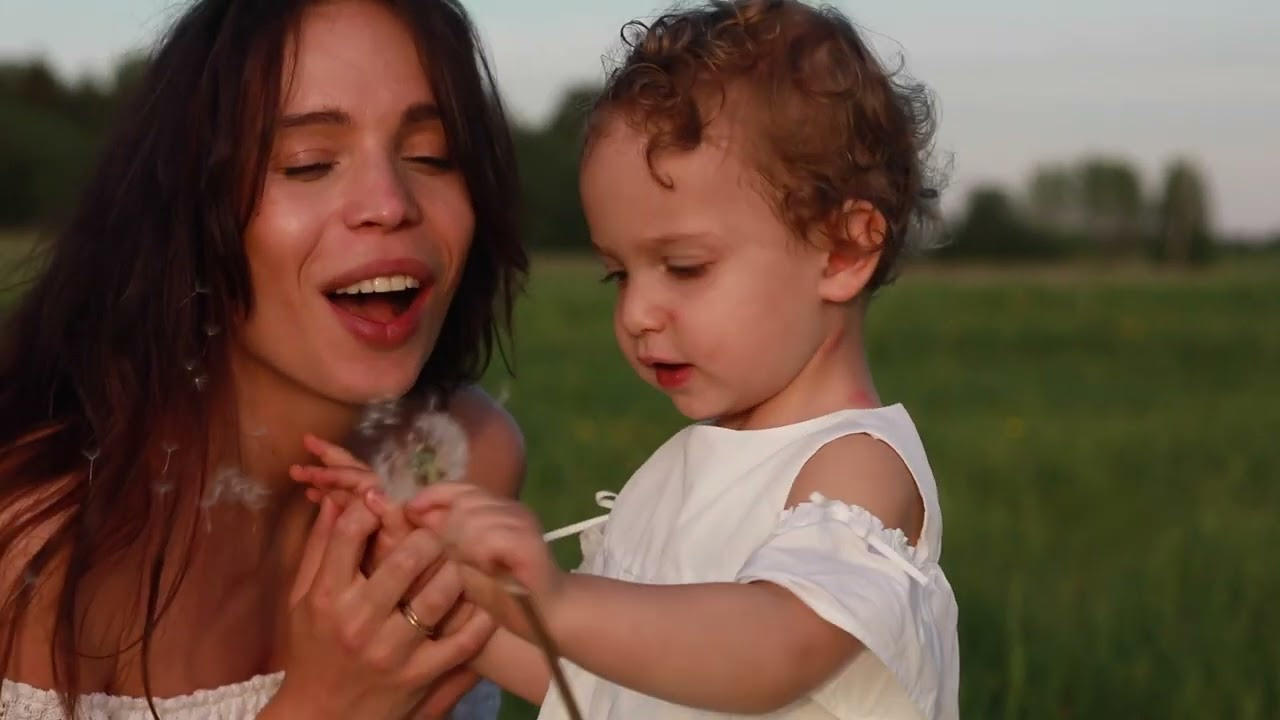 Video. Rodinná a svatební fotografka v Praze, Brně, Vídni a Bratislavě — Jane Reutova