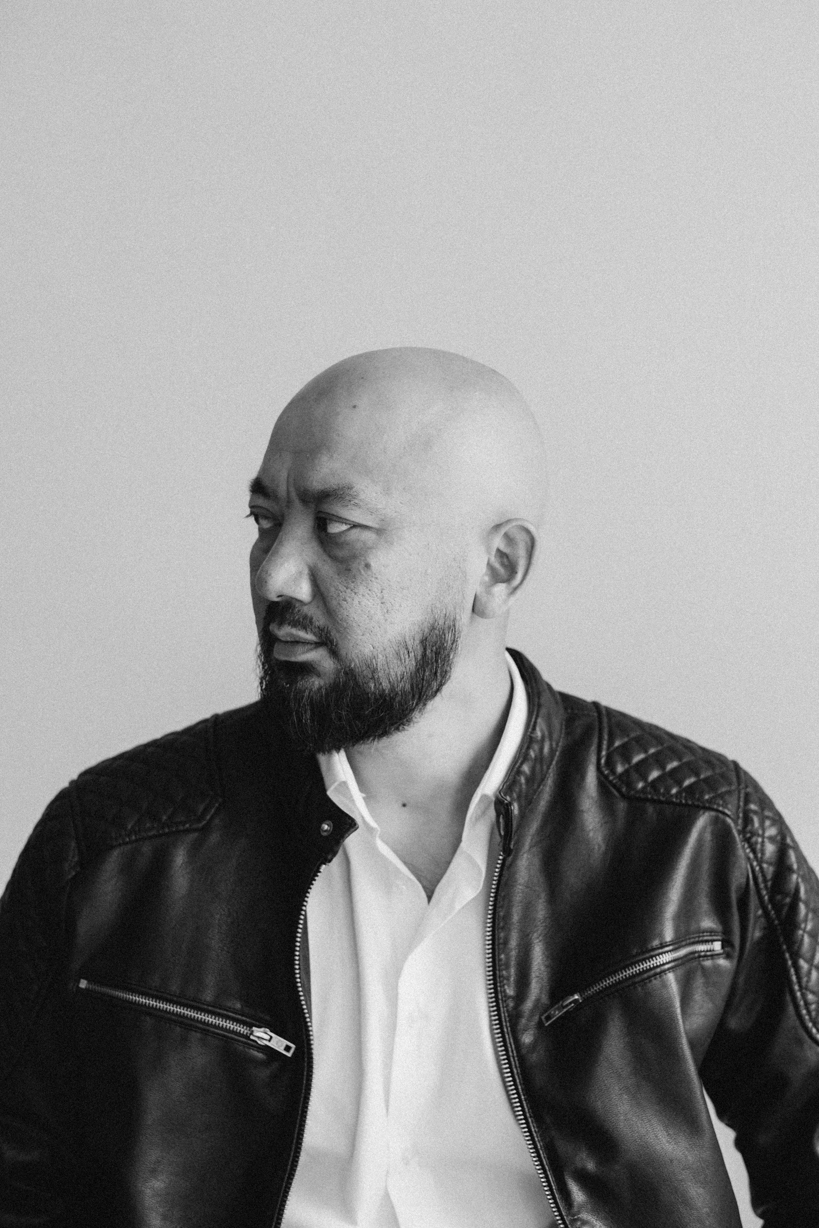 мужской фотограф Алматы Бизнес фотограф алматы Корпоративный фотограф алматы Бизнес портрет алматы